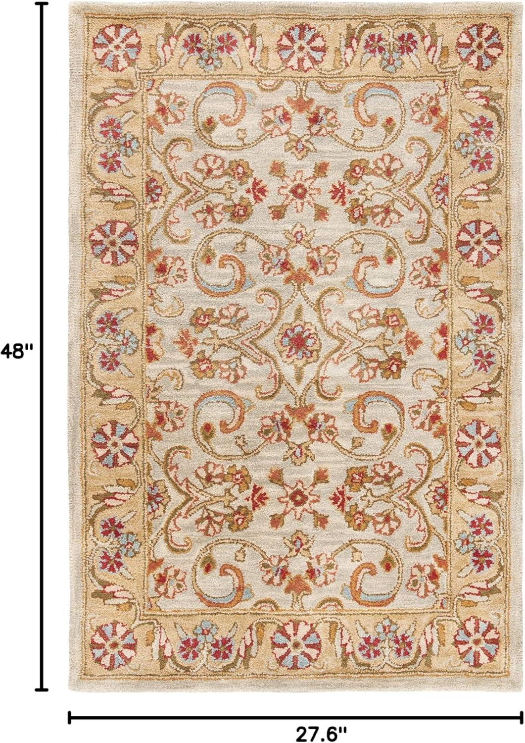 SAFAVIEH Classic Simonette Floral Wool Area Rug, Light Green/Gold, 2'3" x 4'