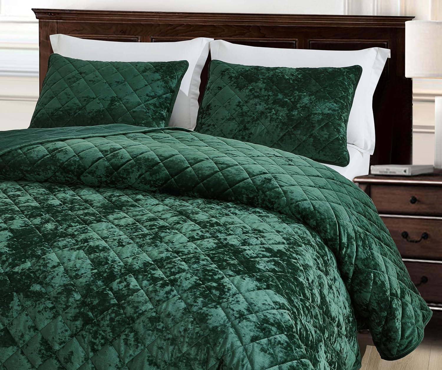Velvet Quilt Set