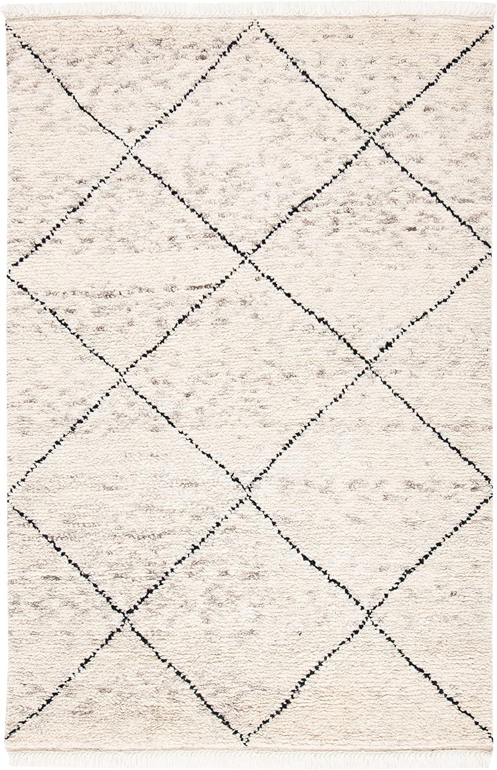 SAFAVIEH Casablanca Astrid Geometric Wool Area Rug, Ivory/Black, 5' x 8'