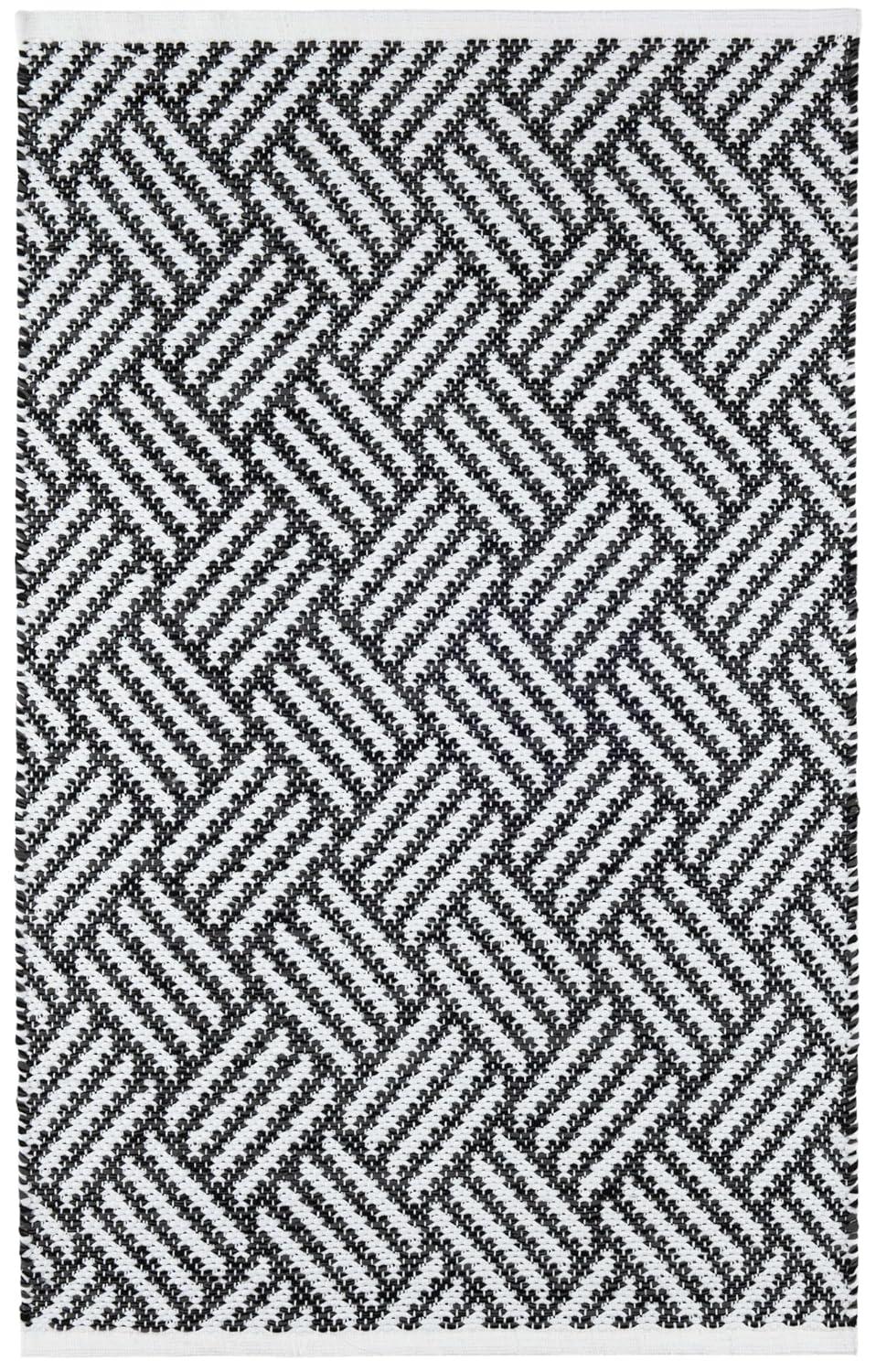 Crisscross Black Handwoven Indoor/Outdoor Rug