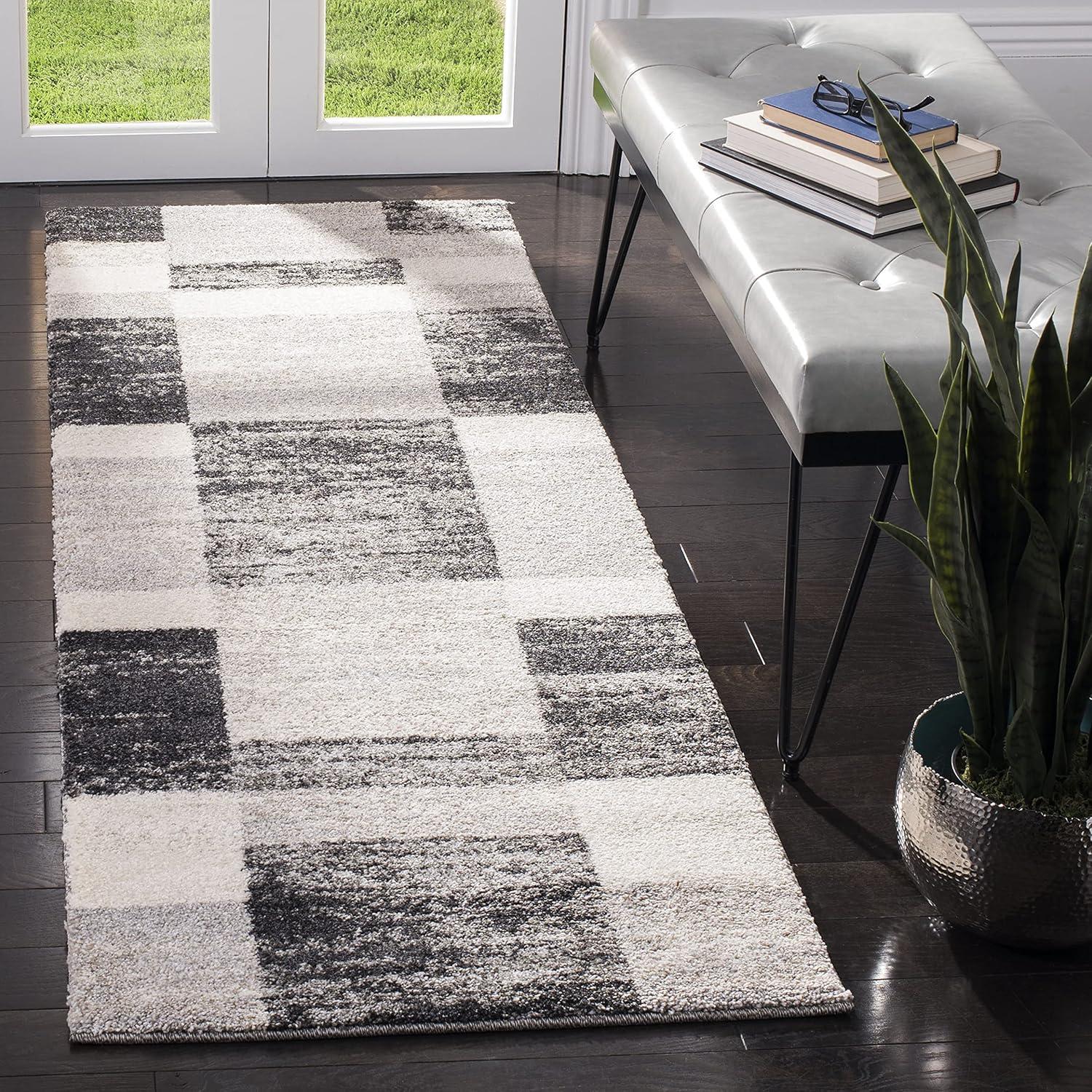 Retro RET2692 Power Loomed Area Rug  - Safavieh