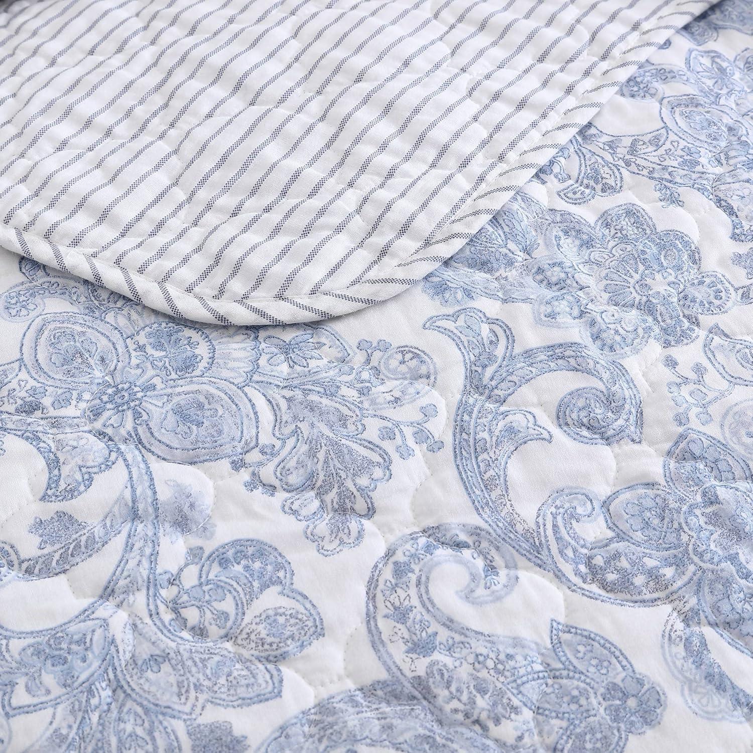 Paisley Blue Full Quilt Set with Reversible Cotton Design