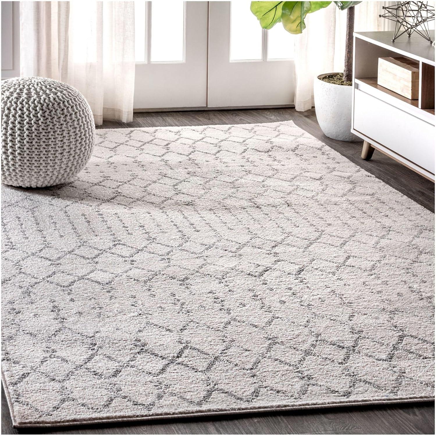 JONATHAN Y Moroccan inspired HYPE Boho Vintage Diamond Cream/Gray 3 ft. x 5 ft. Area Rug