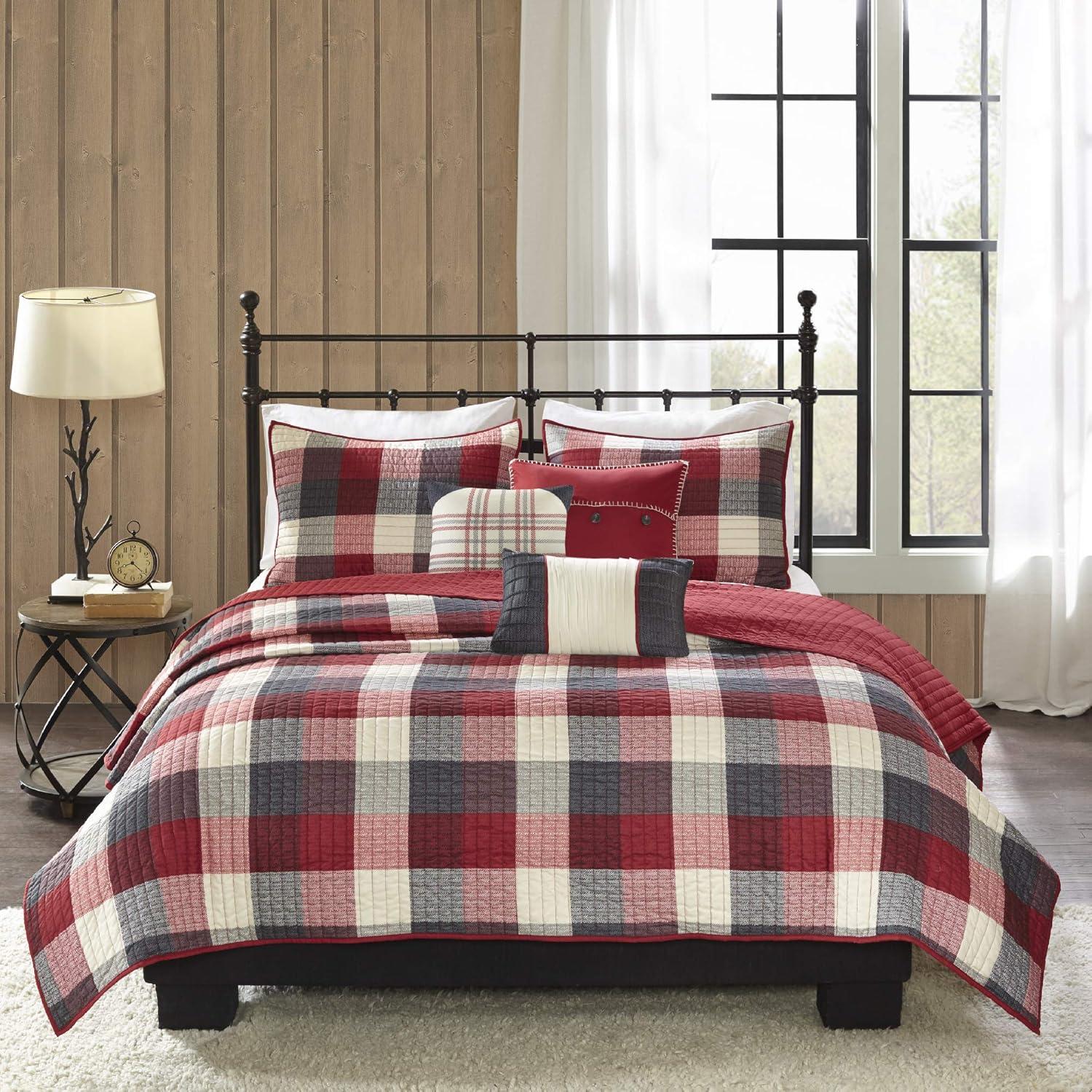 Madison Park Corbett Reversible Quilt Set