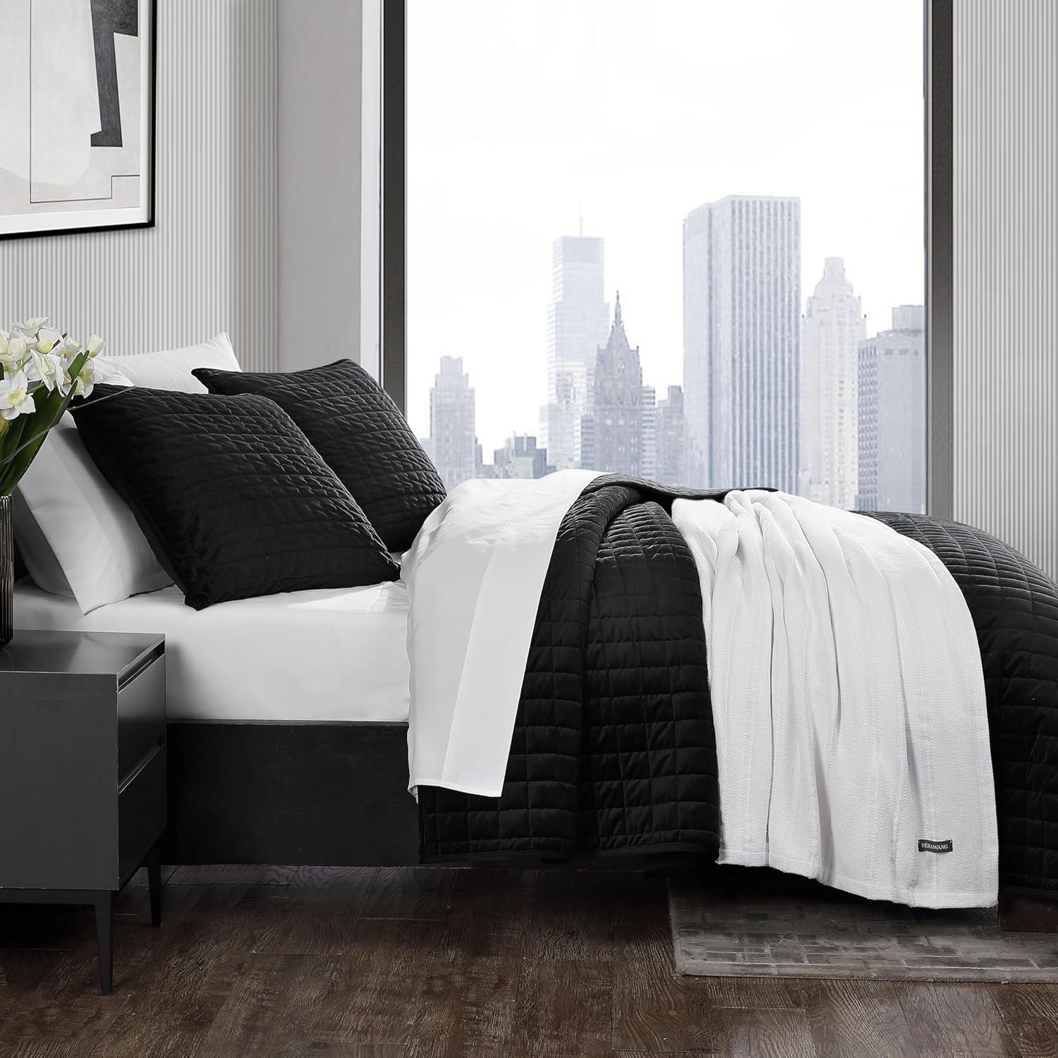 Vera Wang- King Quilt Set, Super Soft Bedding Set with Matching Shams, Modern Room Essentials (Diamond Black, King)