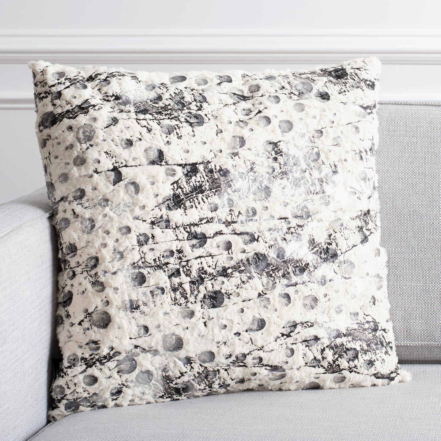 Safavieh Oscar Reversible Throw Pillow (Set of 2)