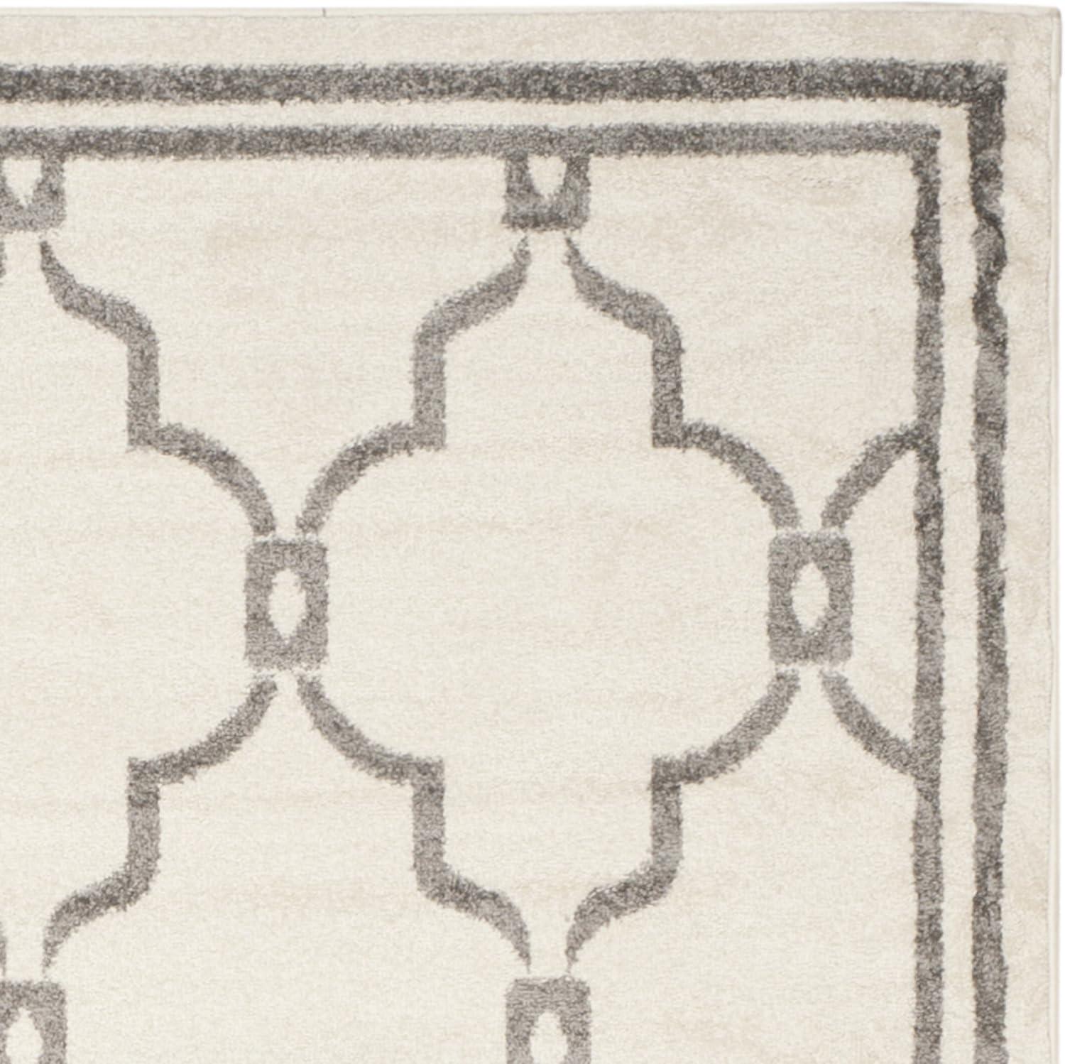 Amherst AMT414 Power Loomed Area Rug  - Safavieh