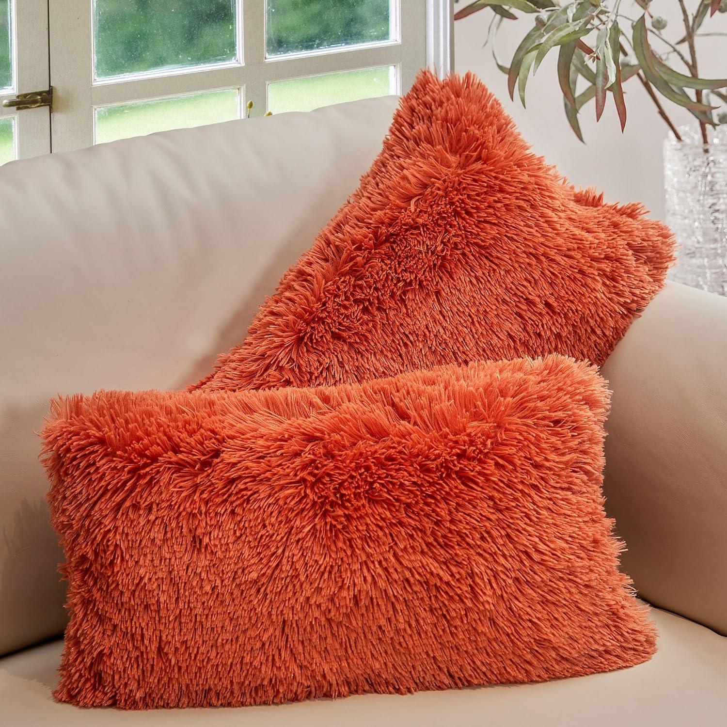 Cheer Collection Throw Pillow (Set of 2)