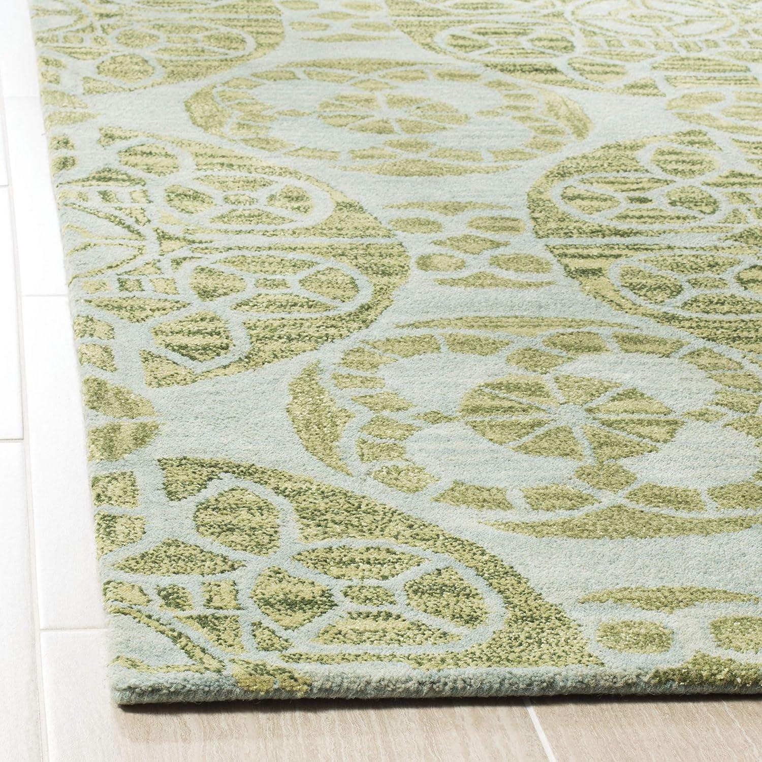 Handmade Turquoise and Green Wool Tufted Area Rug, 5' x 8'