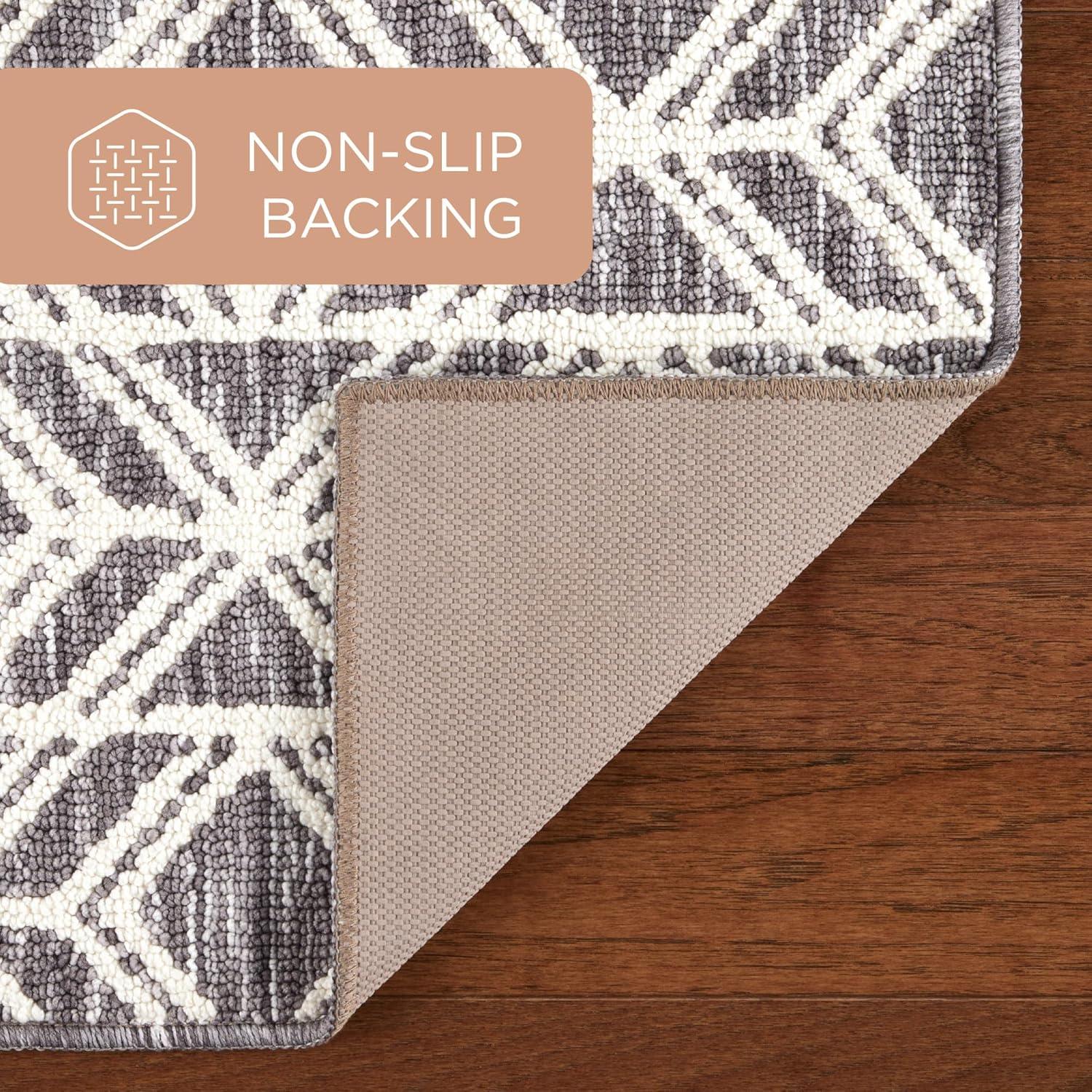 Town & Country Living TOWN & COUNTRY EVERYDAY Walker Modern Diamond Everwash Non-Slip Backing Kitchen Mat