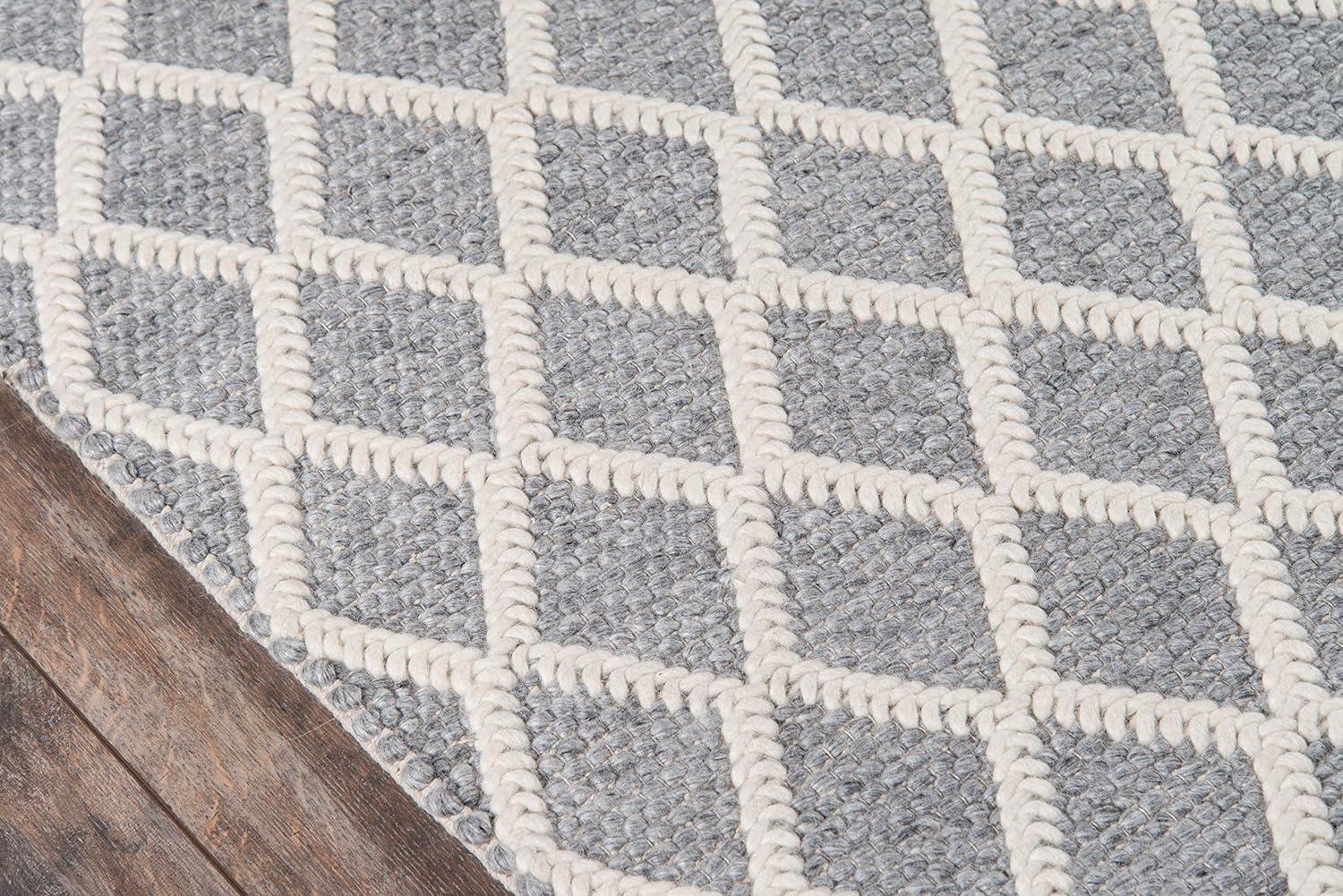 Handmade Gray Diamond Tufted Wool Runner Rug 27" x 96"