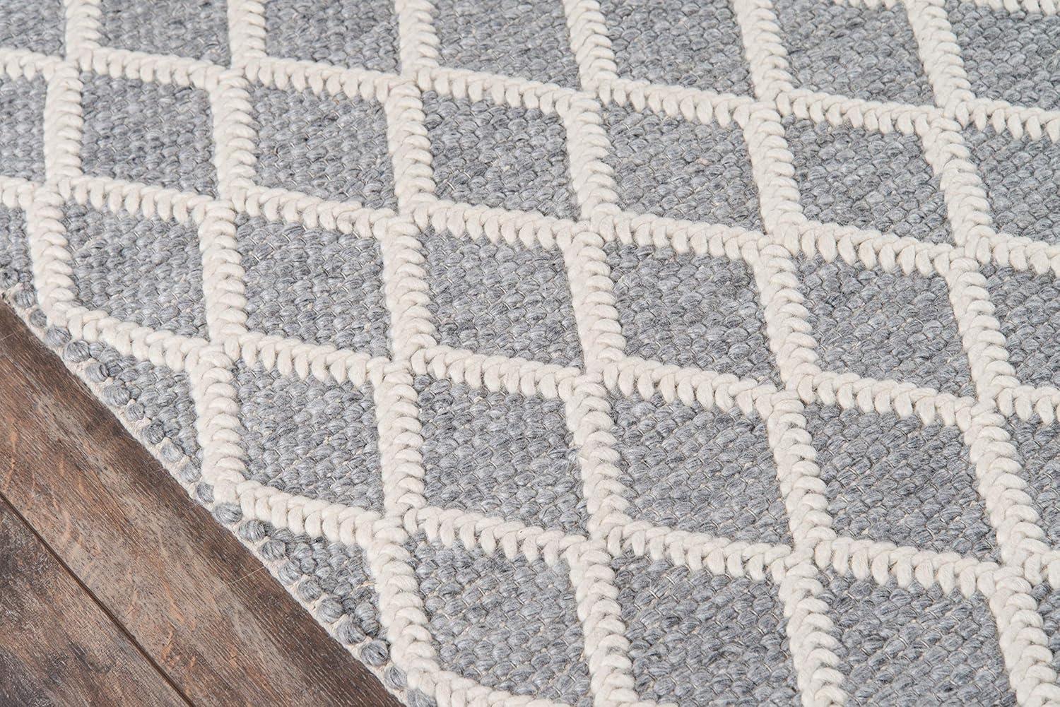 Momeni  Andes Hand-woven Wool and Viscose Trellis Area Rug Grey 3' x 5' Viscose,Wool Geometric,Trellis 3' x 5' Indoor Ivory Rectangle