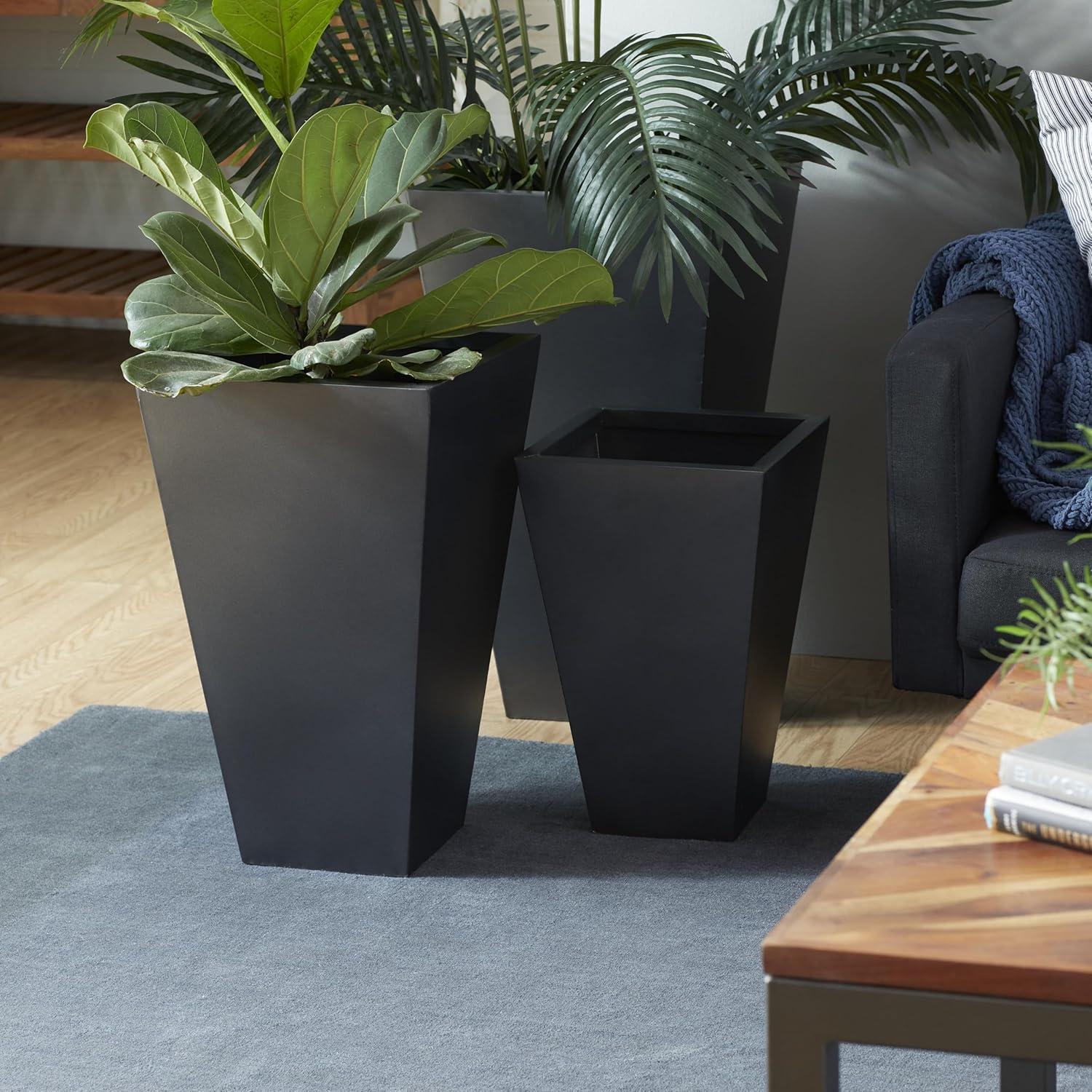 DecMode Grey Contemporary Oversized Metal Planter with Cement Hue, Set of 3, 20", 25", 30"H