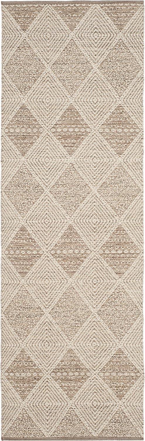 Montauk MTK821 Hand Woven Indoor Accent Rug - Beige - 2'x3' - Safavieh