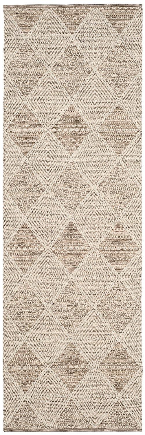 Montauk MTK821 Hand Woven Indoor Accent Rug - Beige - 2'x3' - Safavieh