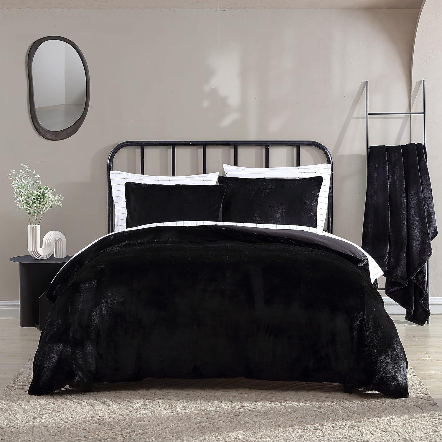 King Black Faux Fur Reversible Duvet Cover Set