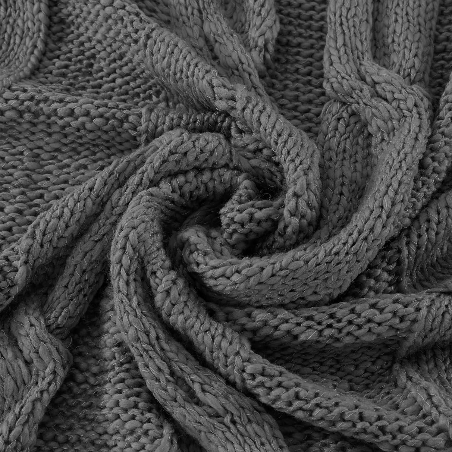 Cozy Sherpa-Lined Cable Knit Throw in Soft Gray