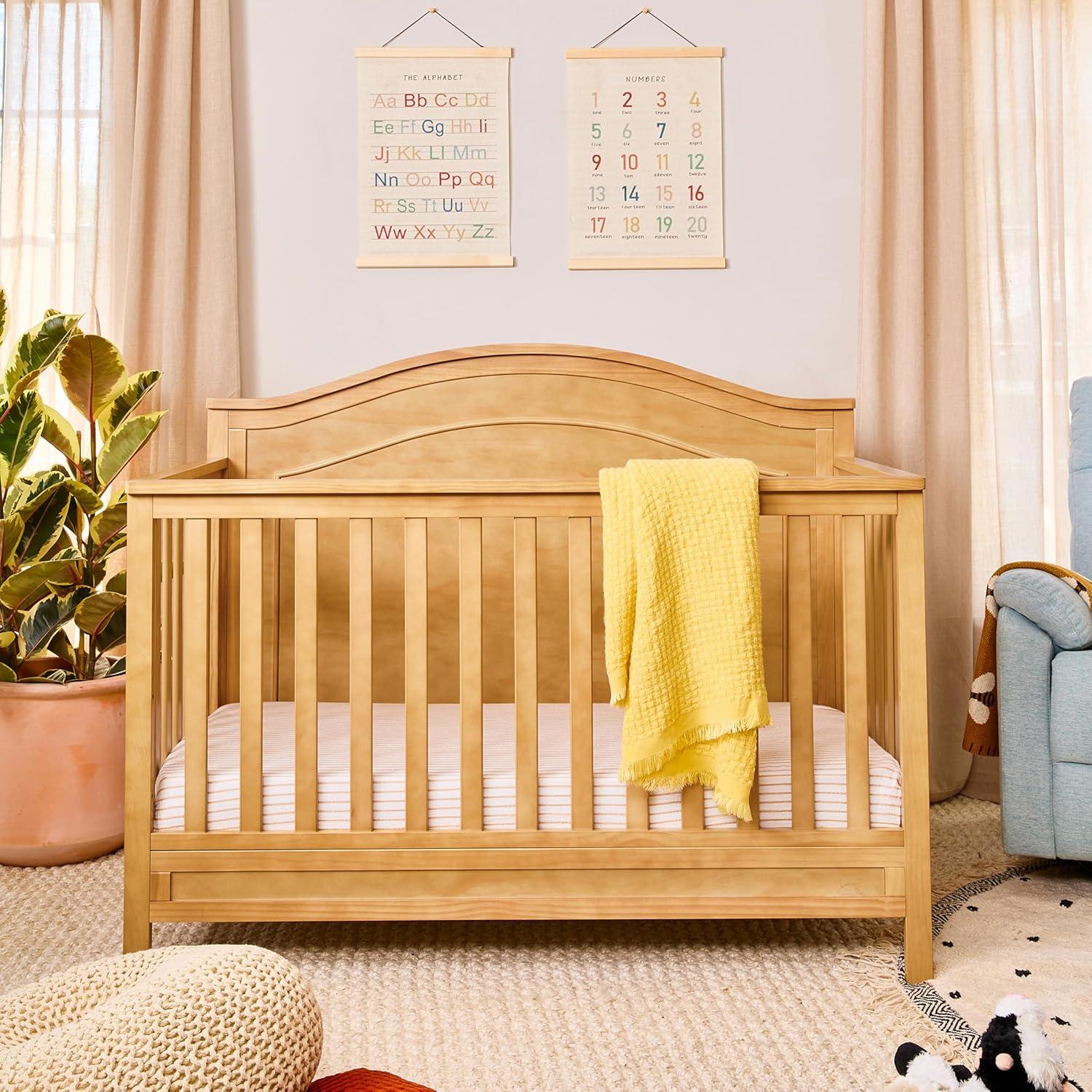 Charlie 4-in-1 Convertible Crib