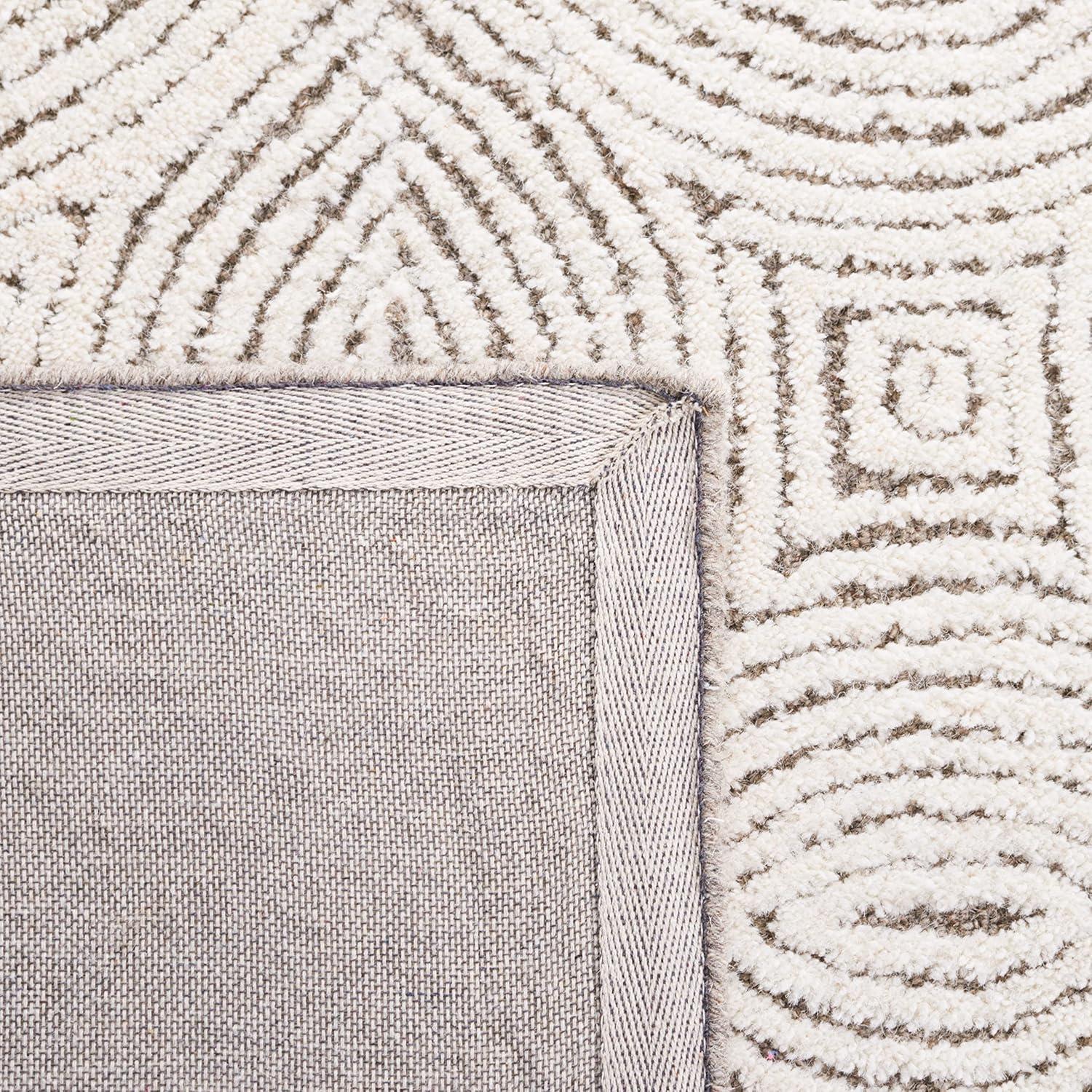 Abstract ABT575 Handmade Indoor Accent Rug - Beige/Ivory - 3'x5' - Safavieh