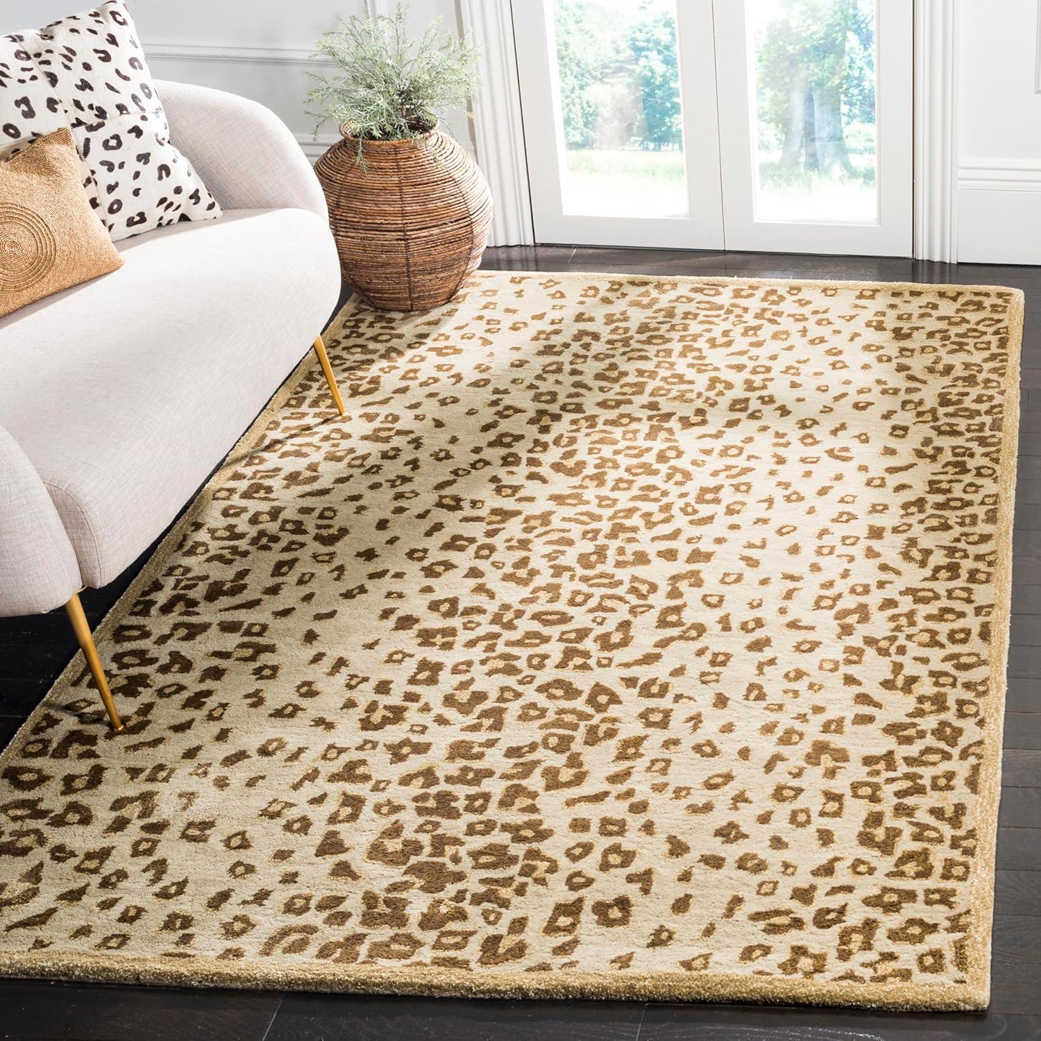 Gray and Beige Hand-Tufted Wool and Viscose Rug, 5' x 8'