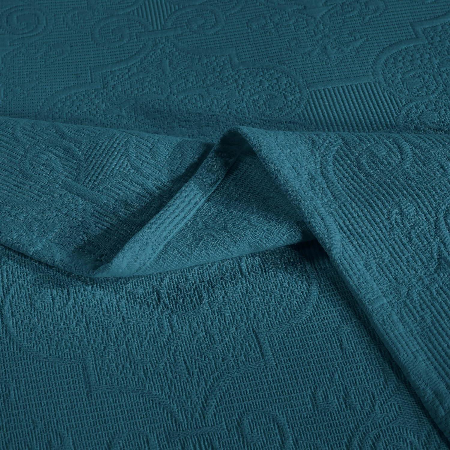 Superior Superior Florin Matelasse Jacquard Scrolling Medallion Cotton Bedspread Set With Pillow Shams