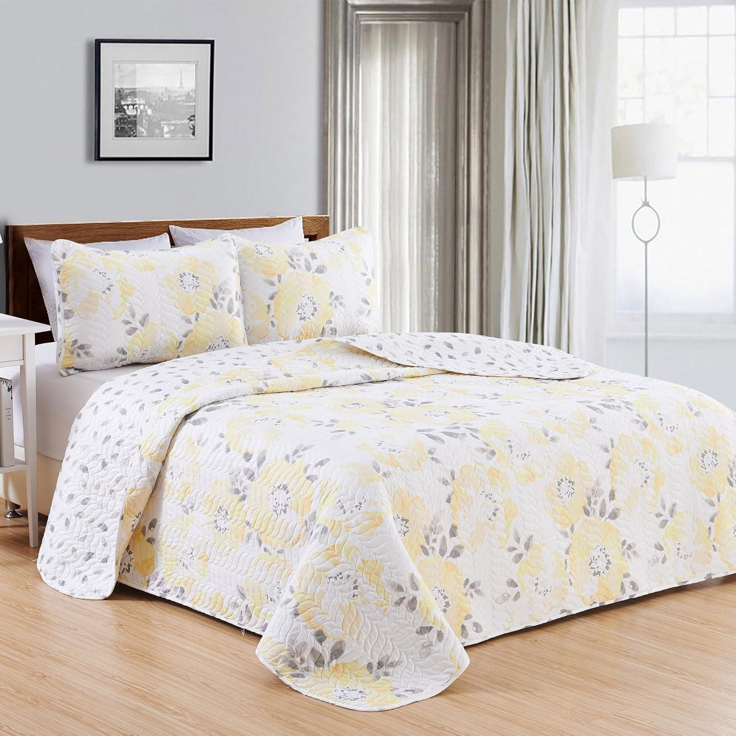 Great Bay Home All-Season Reversible Reversible Quilt Set With Shams  (Twin, Helene - Yellow)