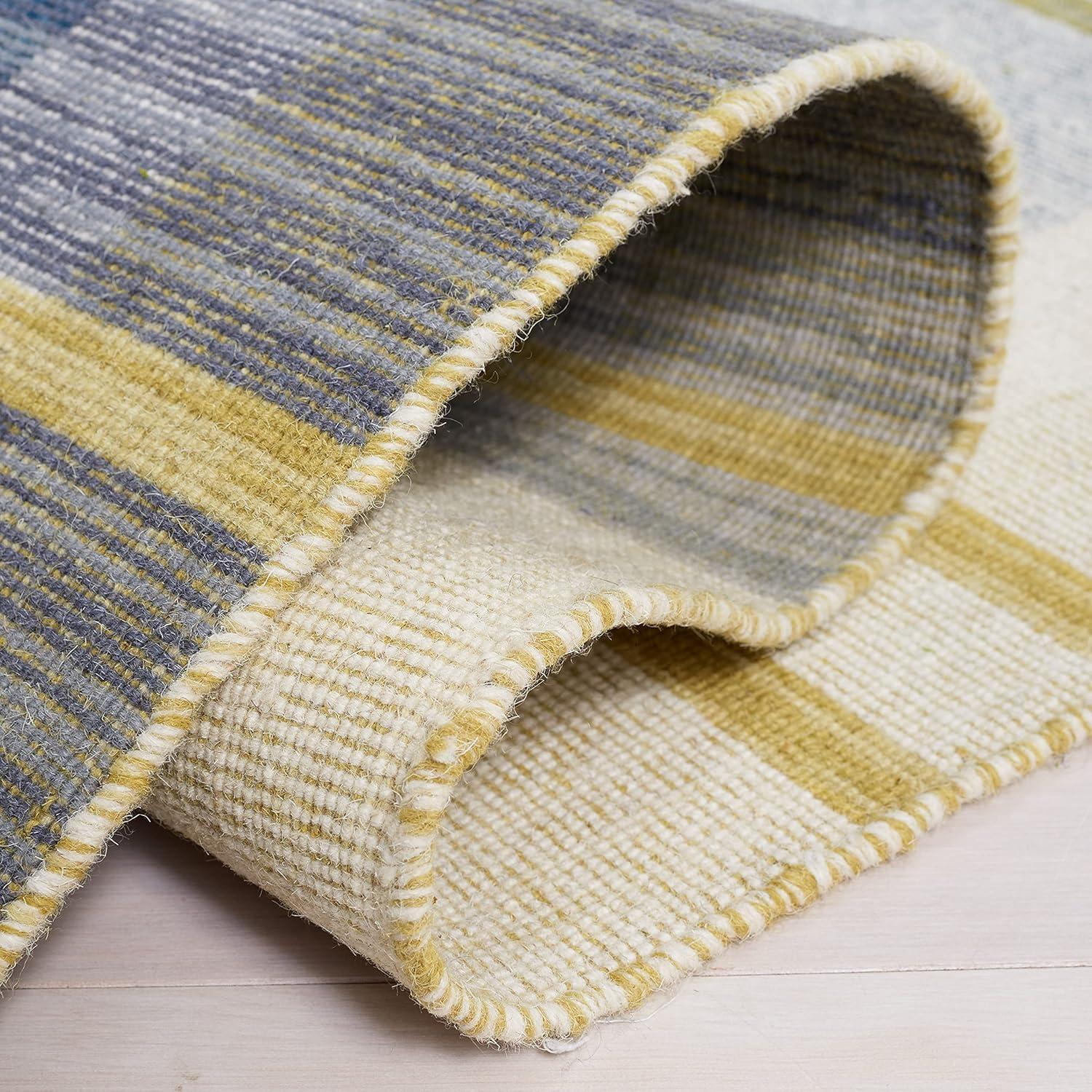 SAFAVIEH Striped Kilim STK706B Handwoven Beige /Teal Rug