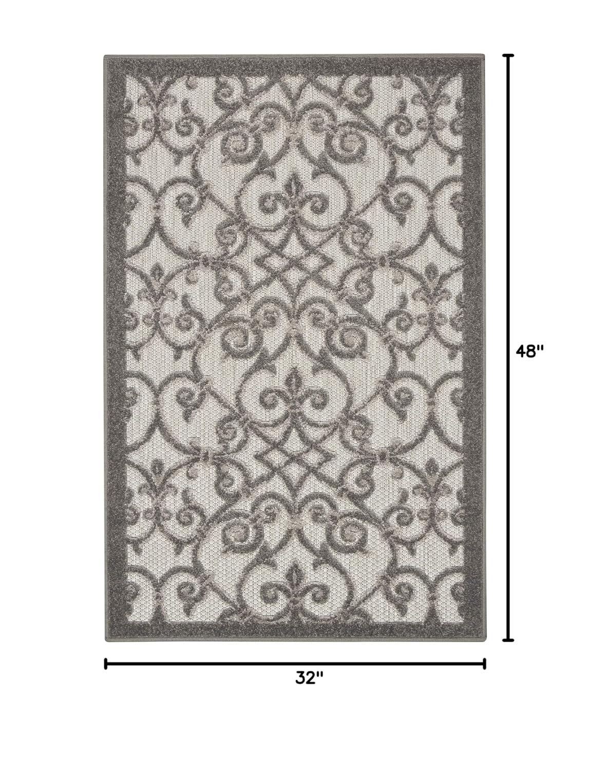 Lark Manor™ Isalia Floral Indoor / Outdoor Rug