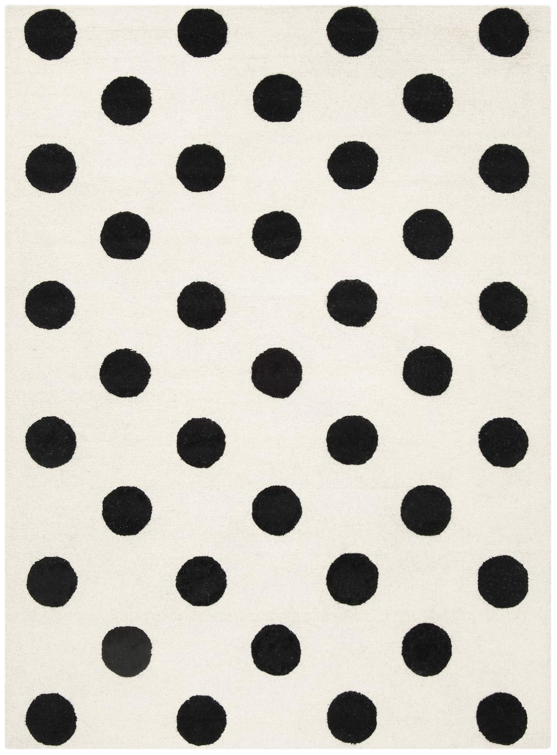 Safavieh Kids Polka Dots SFK904 Hand Tufted Indoor Area Rug - Ivory/Black - 5'x7' - Safavieh