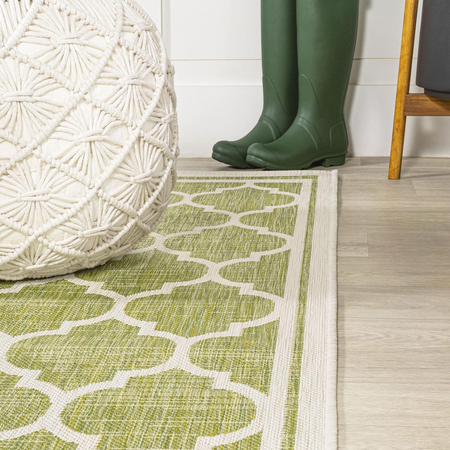5' x 5' Trebol Moroccan Trellis Textured Weave Indoor/Outdoor Area Rug, Green/Cream - JONATHAN Y