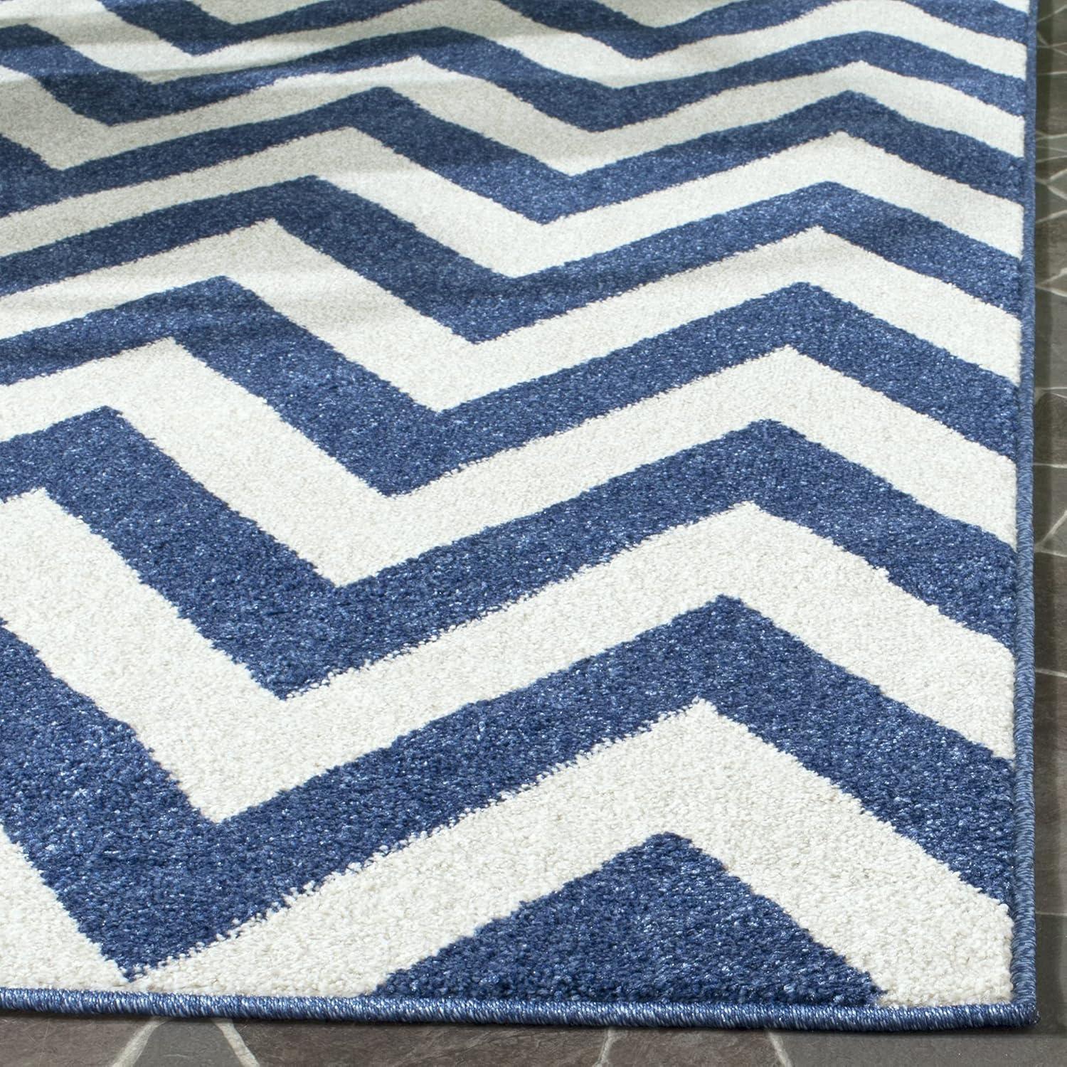 Amherst AMT419 Power Loomed Indoor Accent Rug - Navy/Beige - 2'6"x4' - Safavieh