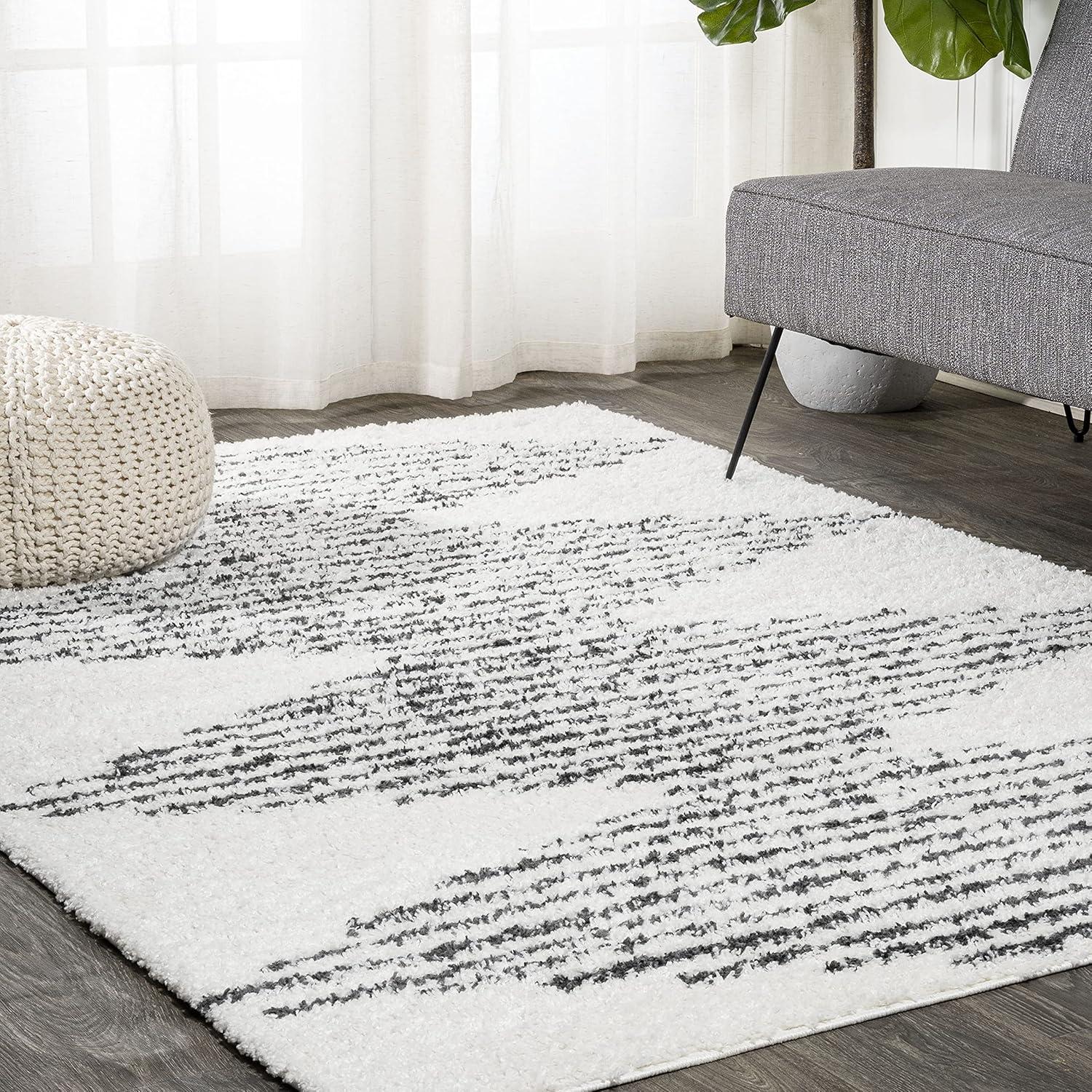 Elm Diamond Stripe Geometric Shag Indoor Area Rug - JONATHAN Y