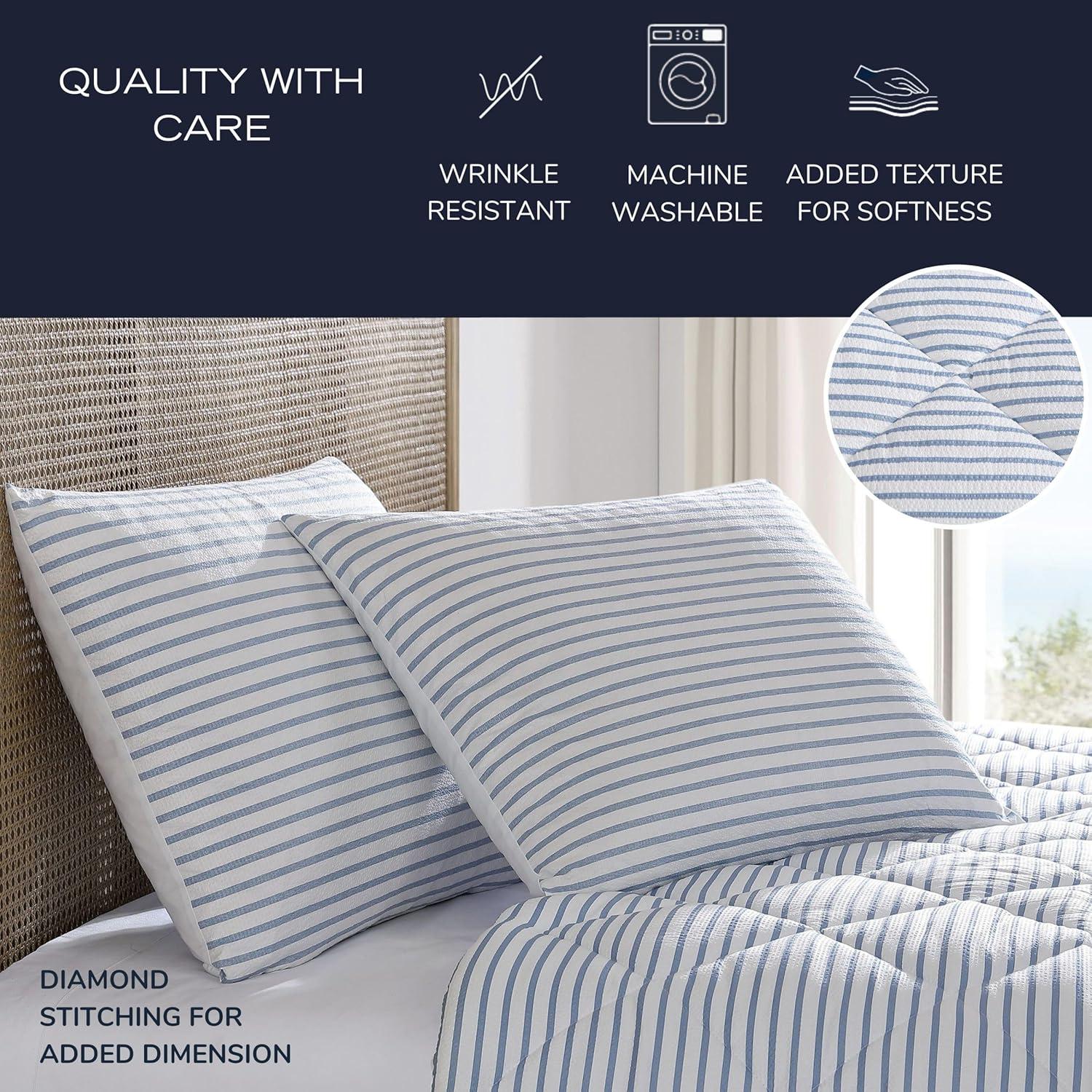 Windsor Blue/White Reversible Comforter Set