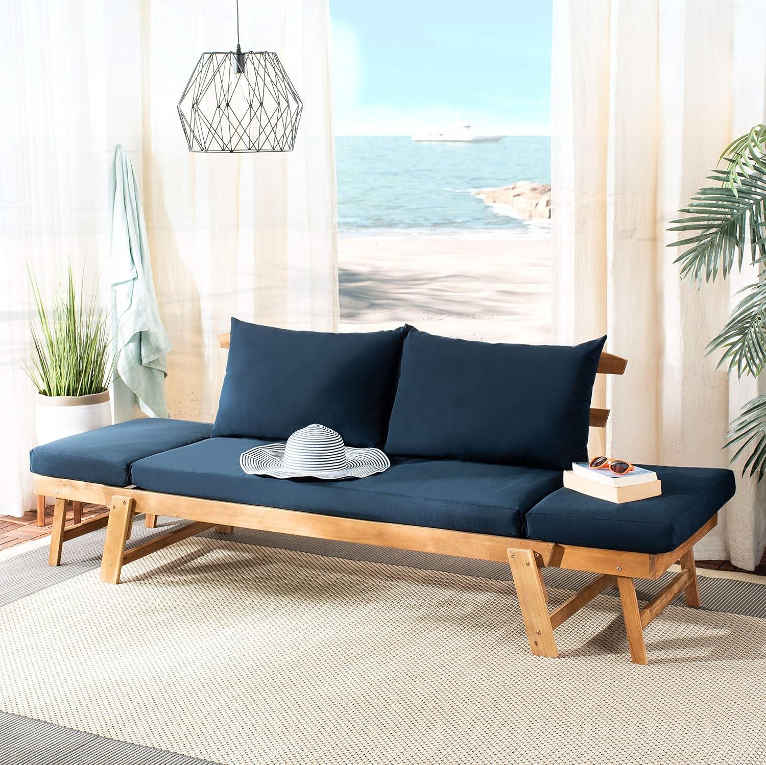 Safavieh Tandra Outdoor Contemporary Daybed w/ Pillow and Cushion