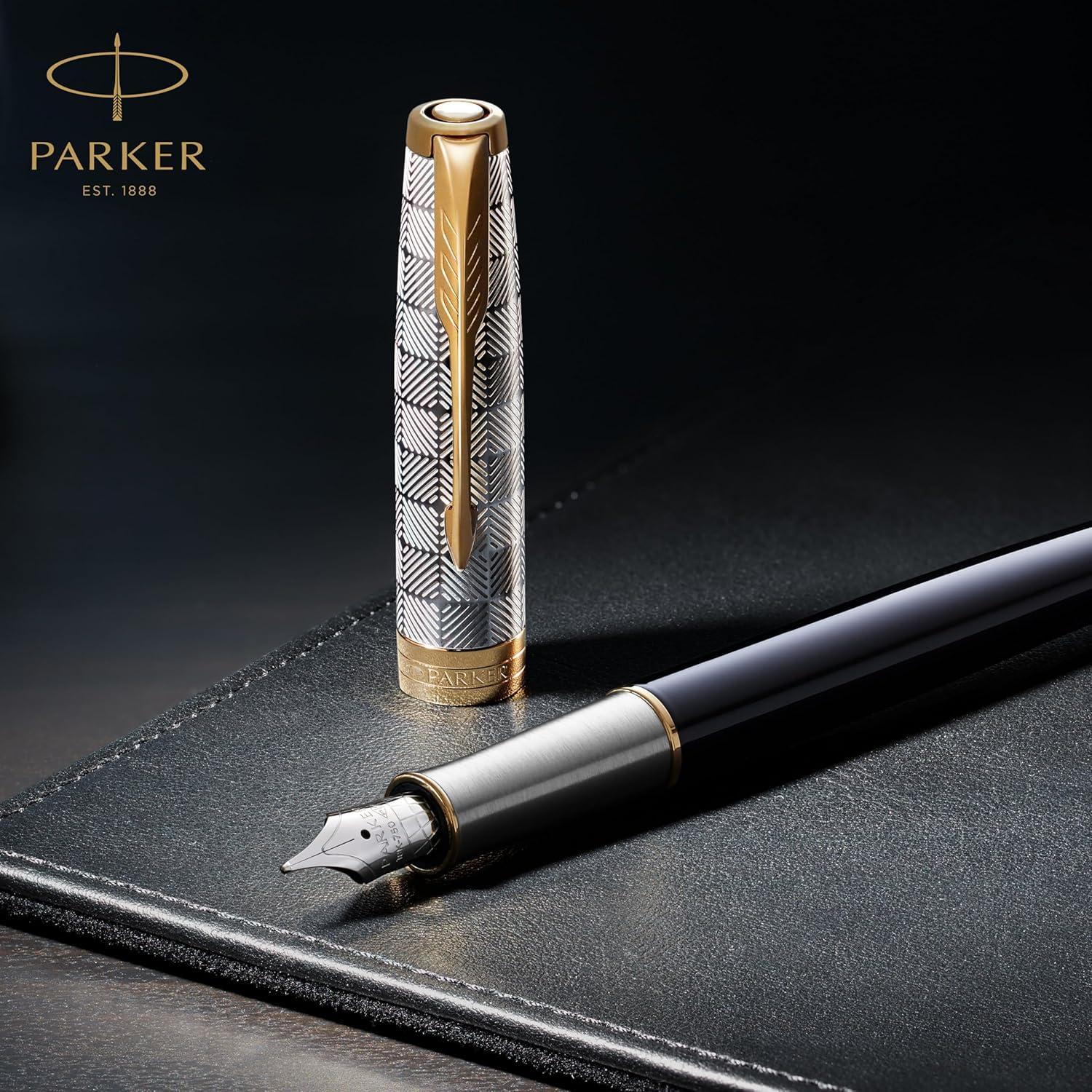 Parker Sonnet Black Lacquer GT Fountain Pen - Medium