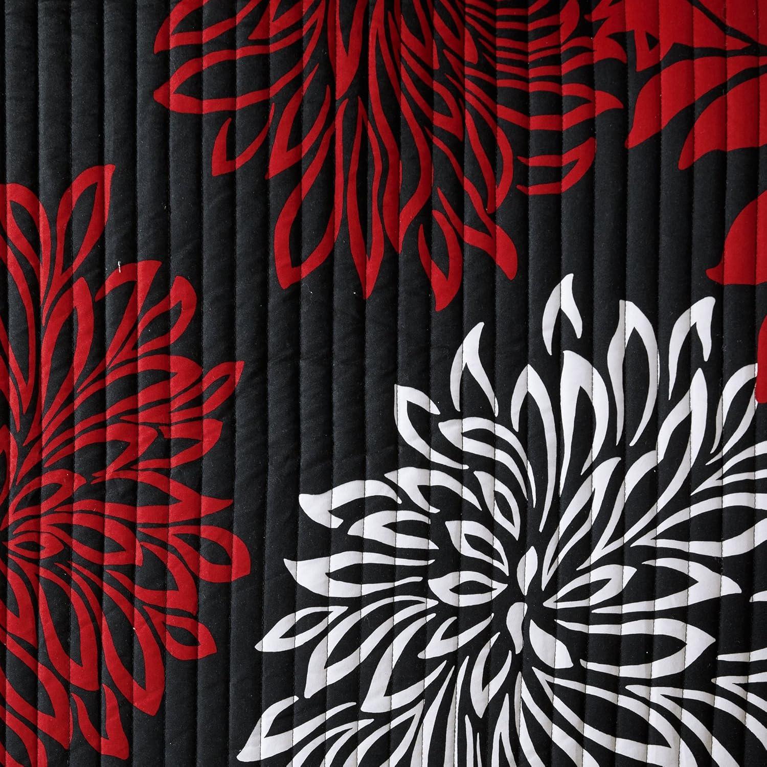 Comfort Spaces Full/Queen Size Quilt Set, 3-Piece Floral Bedspread Bedding Set, Red and Black Coverlet Set for All Season, Lightweight Comforter Set