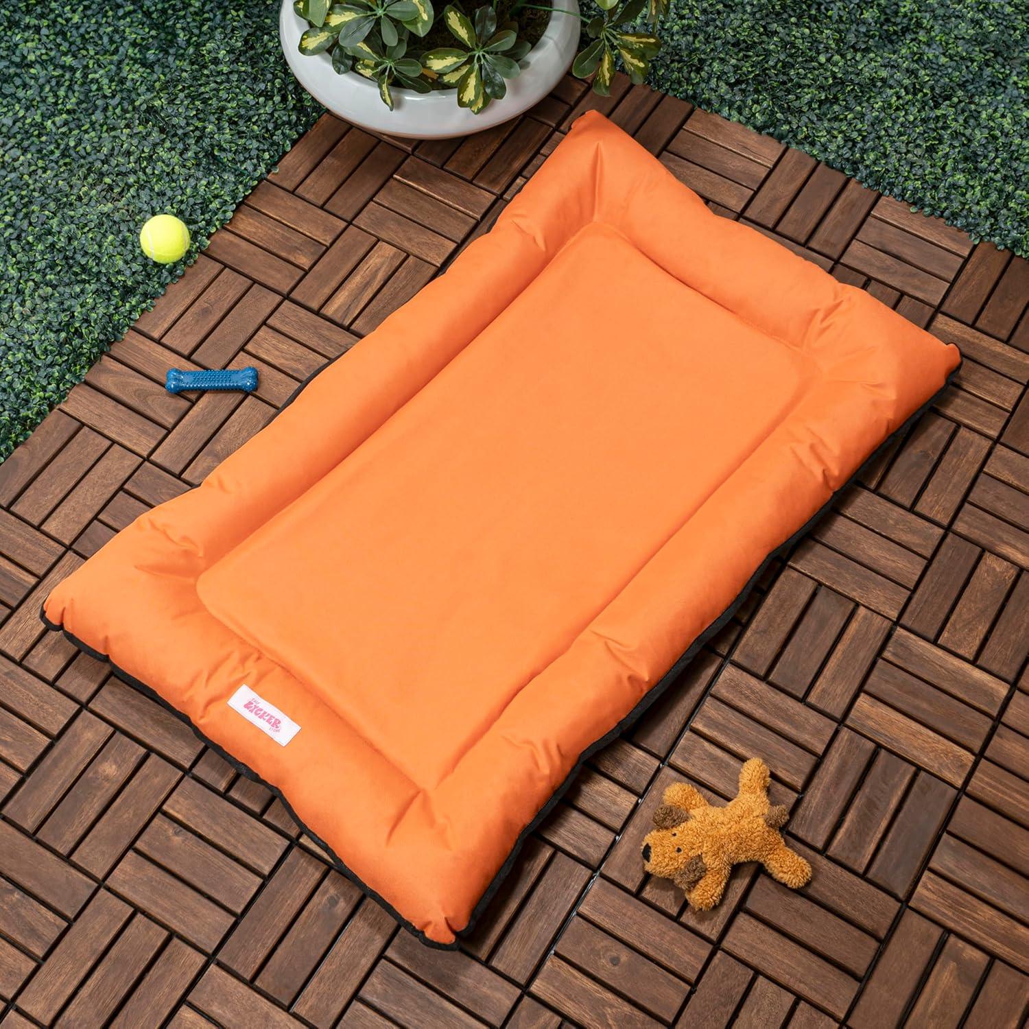 Archie Traditional Oxford Waterproof Indoor/Outdoor Hand-Washable Memory Foam Camping Pet Bed