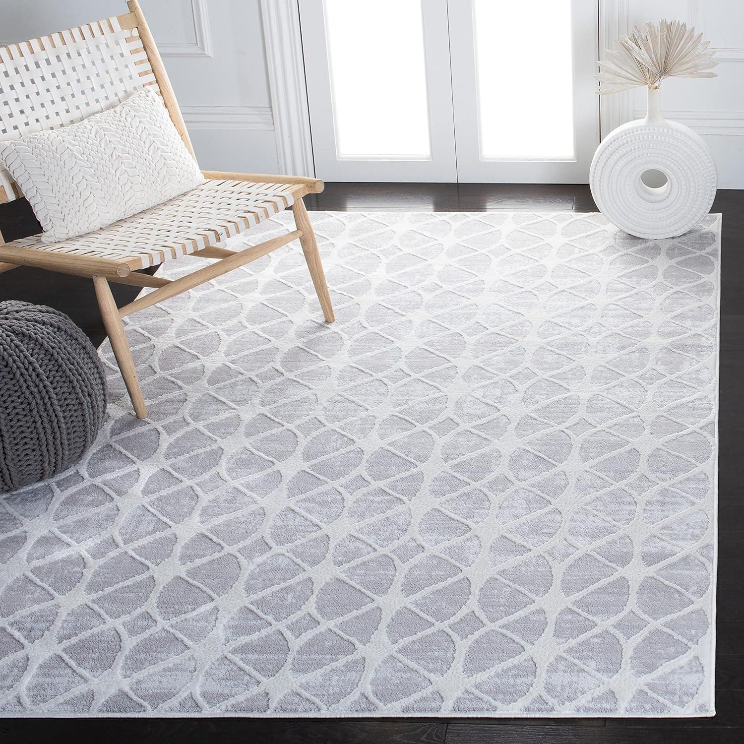 Amelia 3' x 5' Grey and Ivory Geometric Synthetic Area Rug