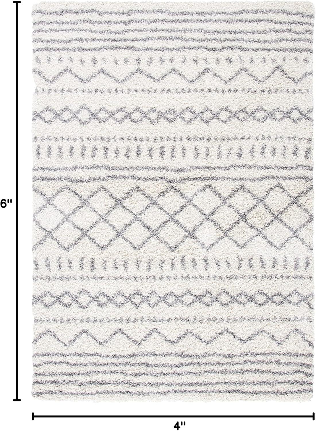 SAFAVIEH Arizona Teagan Geometric Shag Area Rug, Ivory/Grey, 4' x 6'