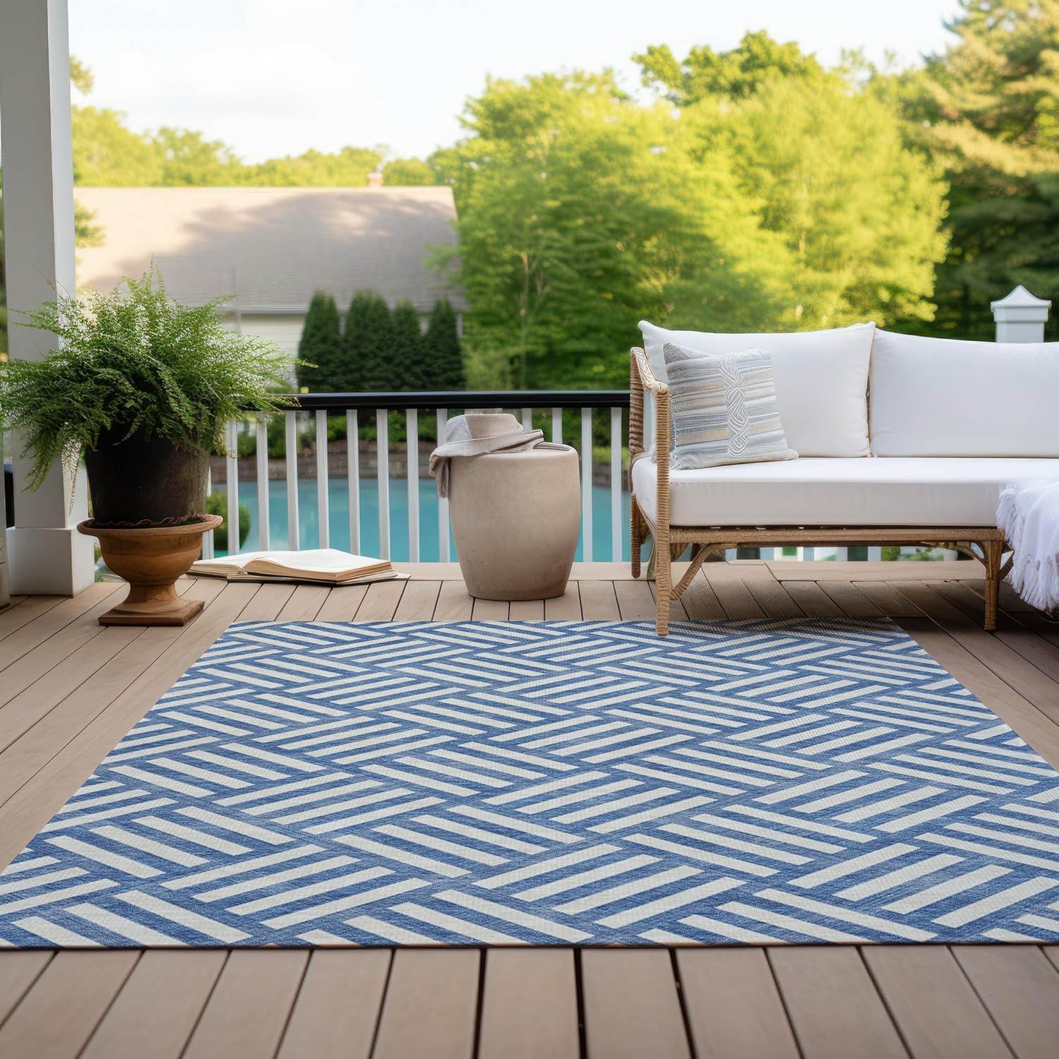 Blue Geometric Flat Woven Washable 5' x 7' Rug