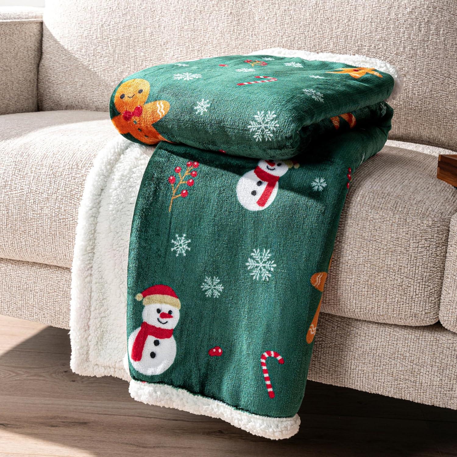 PAVILIA Premium Christmas Sherpa Throw Blanket | Christmas Decoration Gift, Fleece, Plush, Warm, Cozy Reversible Microfiber Holiday Blanket | Green Gingerbread - 50x60