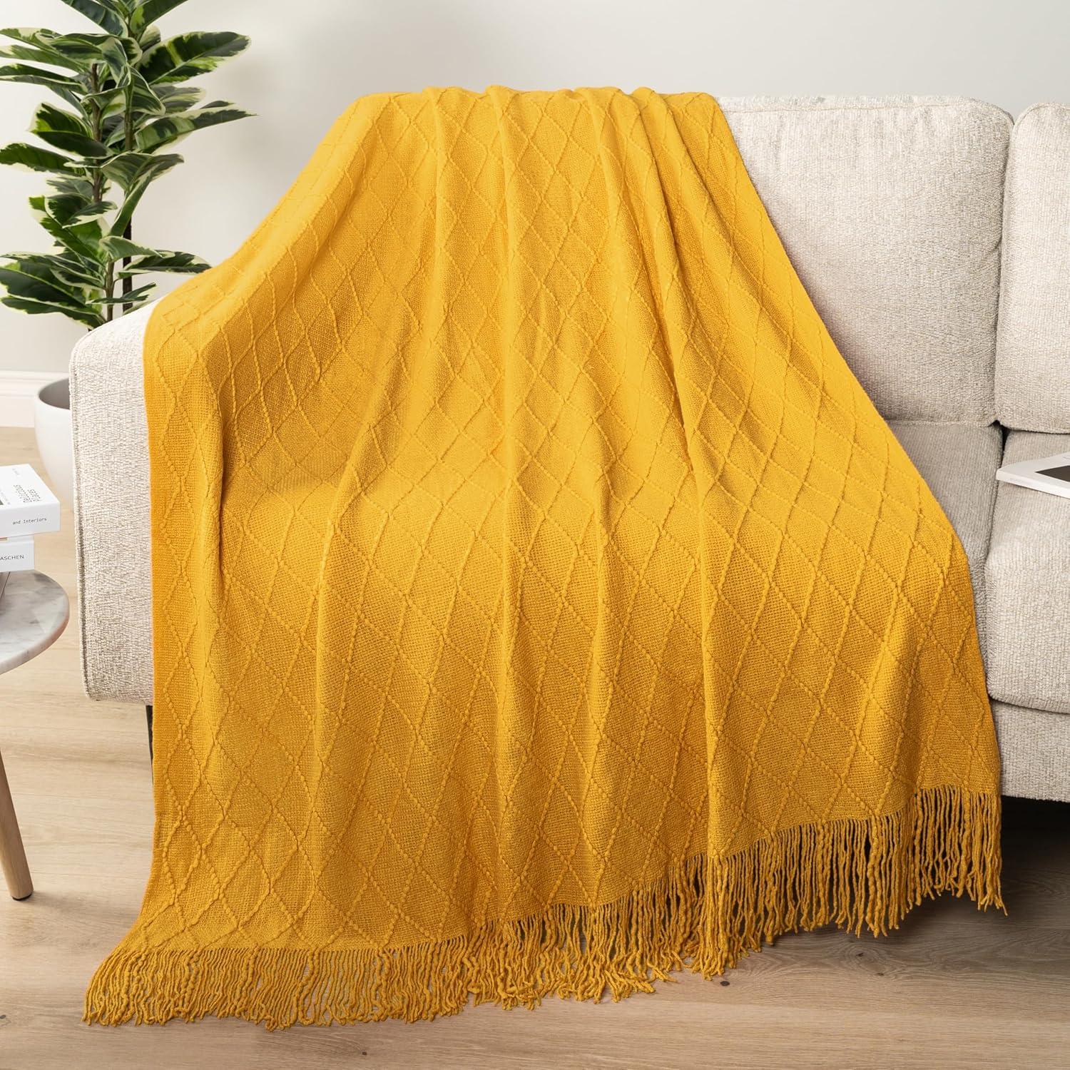 Pavilia Throw Blanket