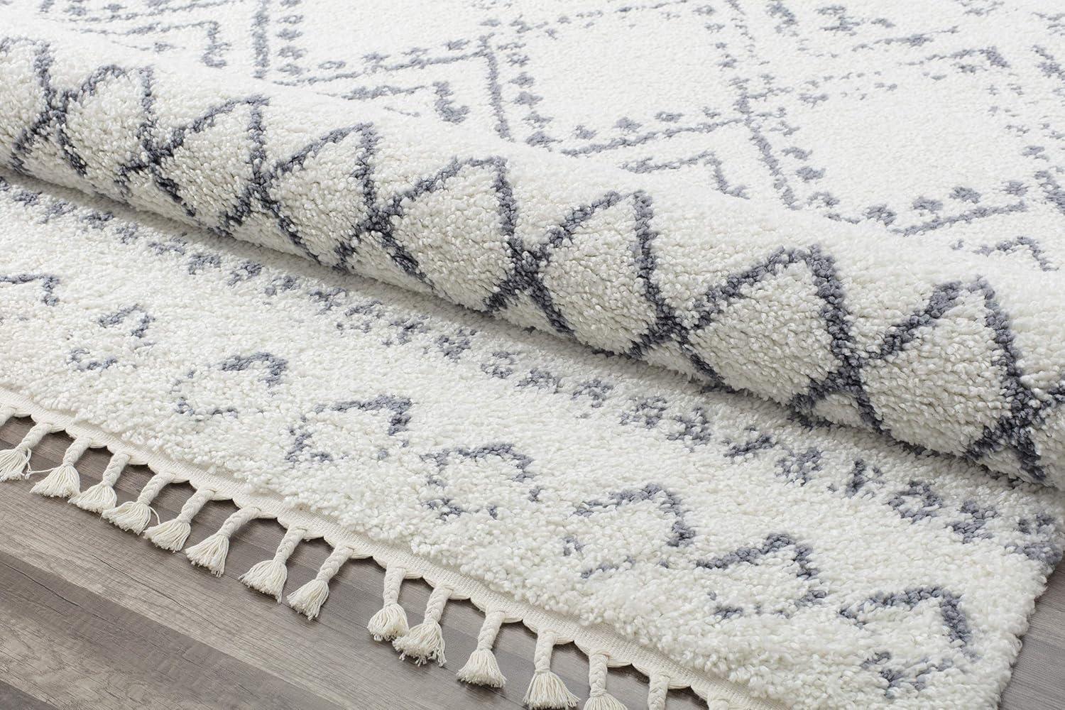 Silla Mason Shag Tribal Shadow Gray Area Rug