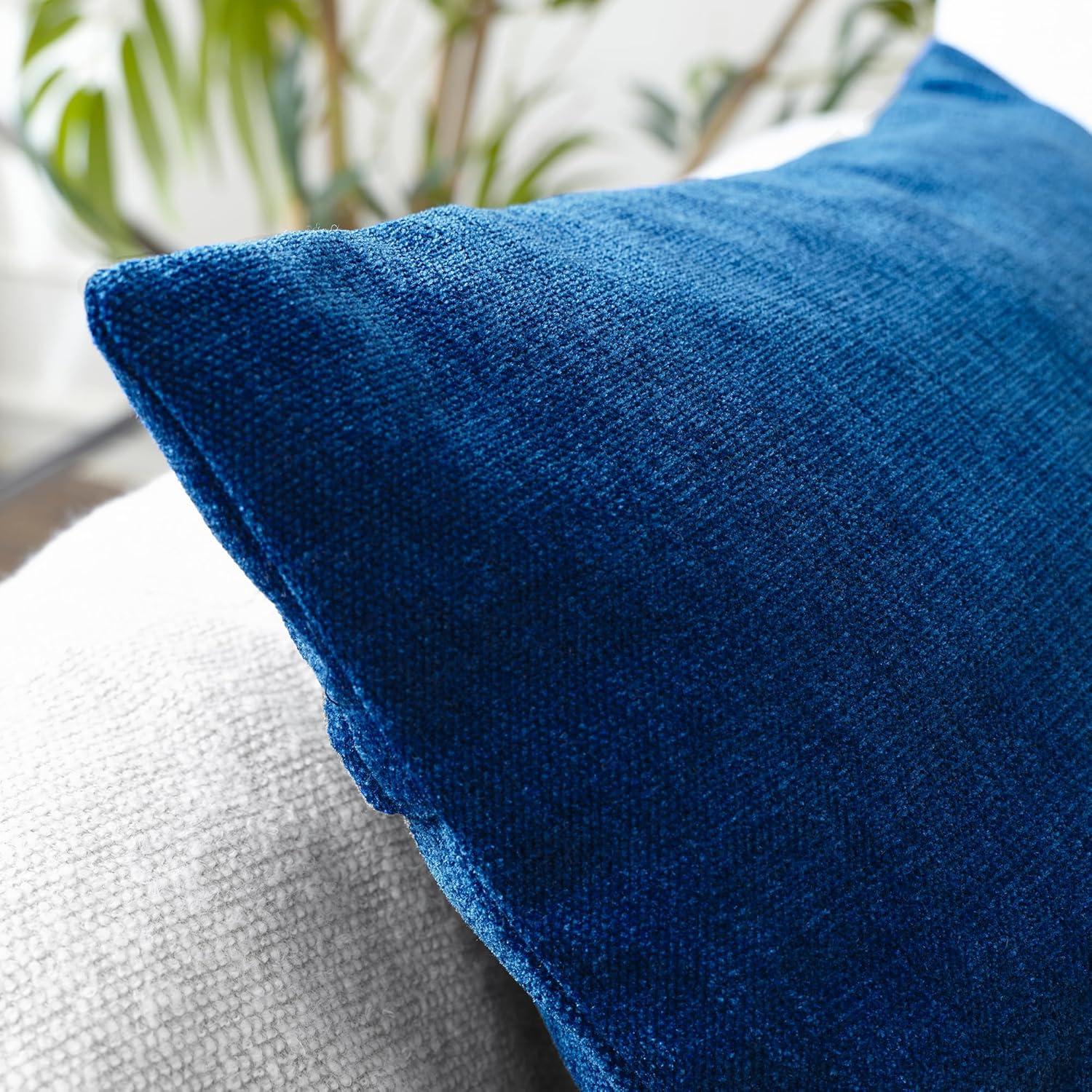 PAVILIA Set of 2 Throw Pillow Covers, Decorative Velvet Square Cushion Cases for Bed Sofa Couch Bedroom Living Room, Navy Blue/20 x 20