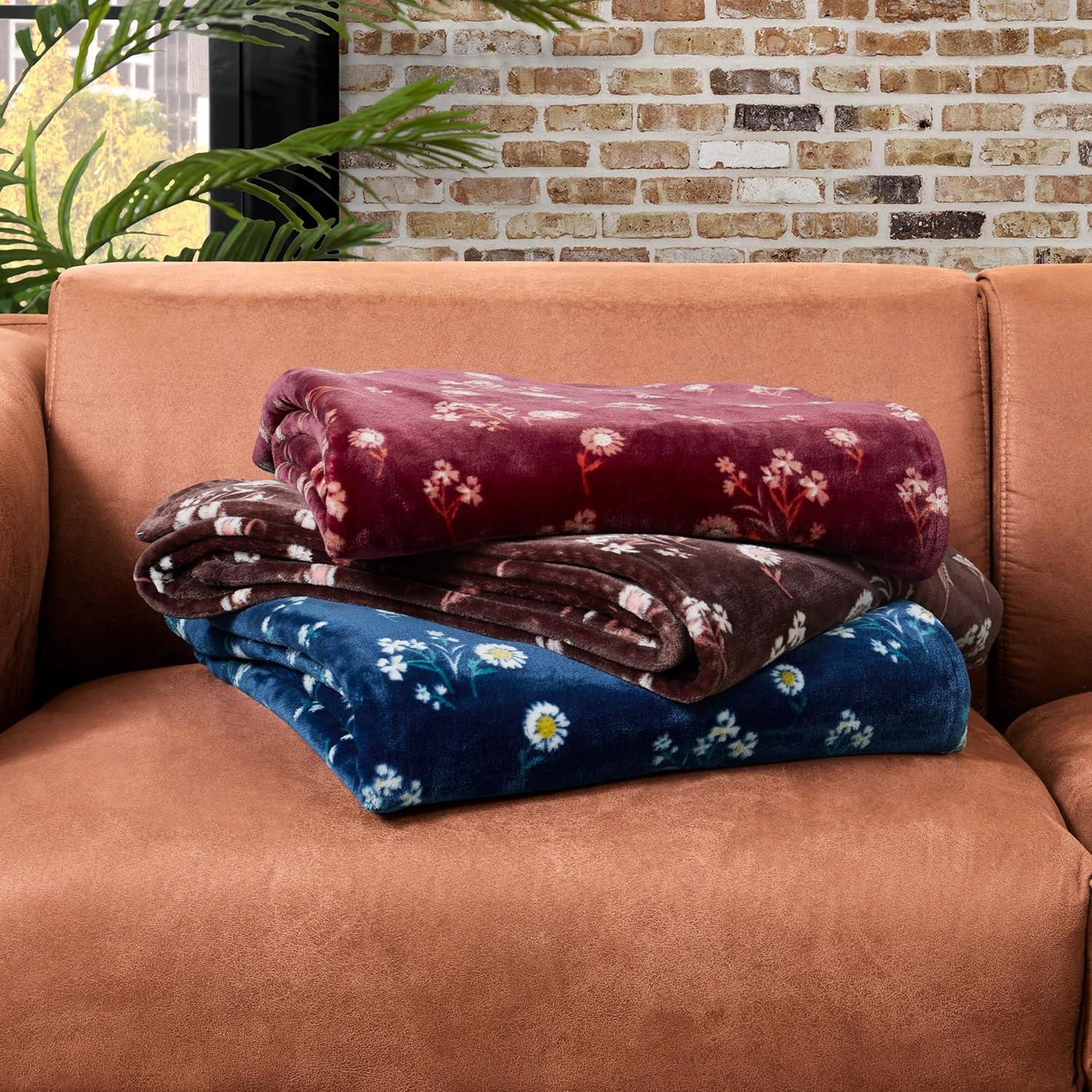 Lucky Brand Lucky Brand Daisy Blankets