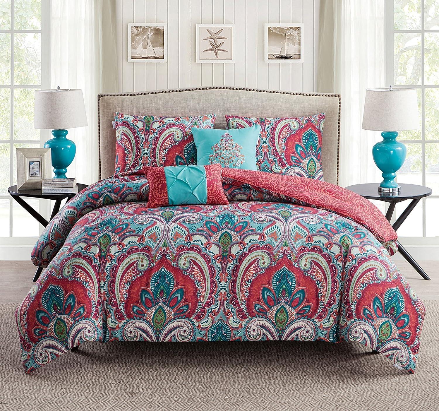VCNY Casablanca Bohemian Microfiber / Polyester Standard Damask Quilt Set