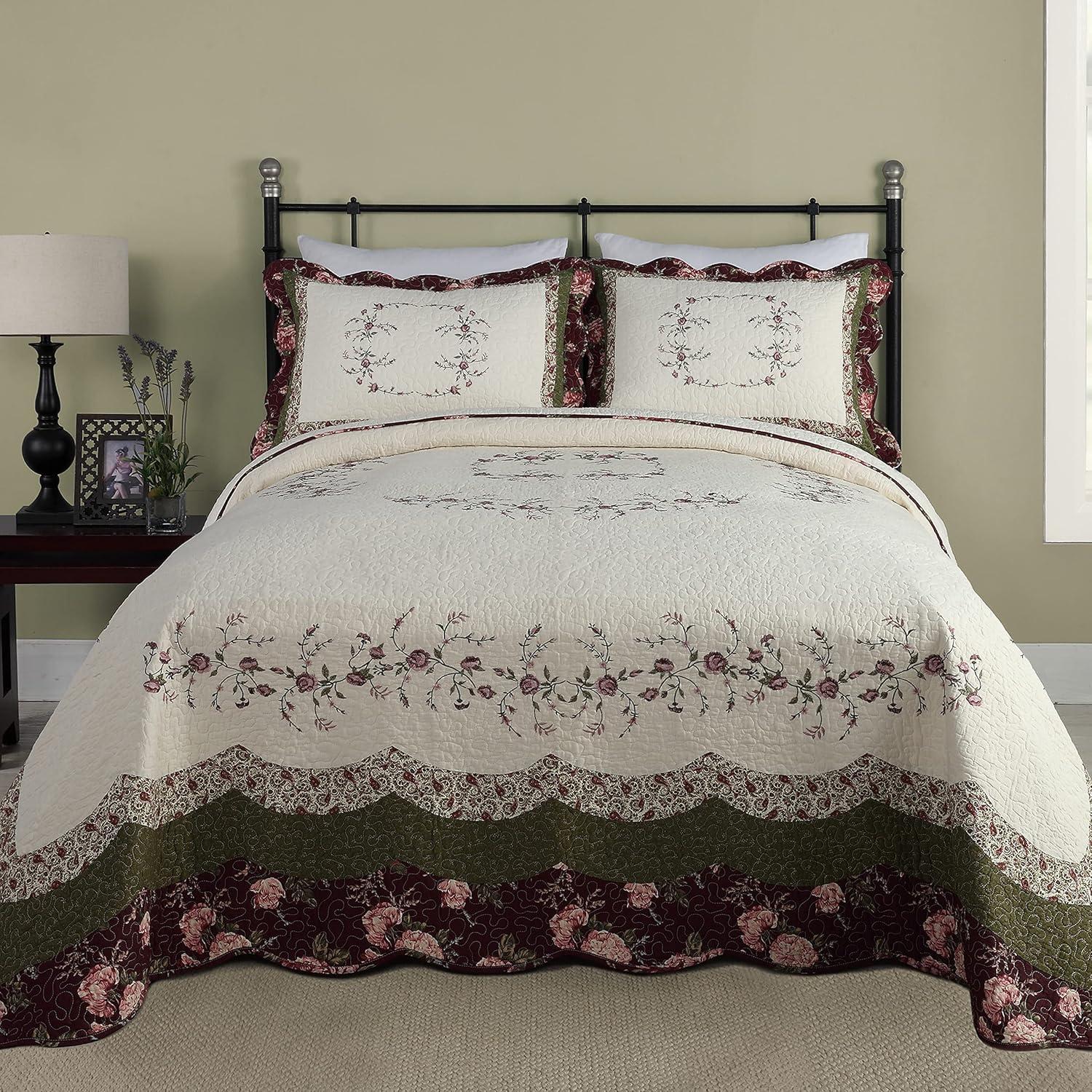 Modern Heirloom Brooke Bedspread Ivory/Green