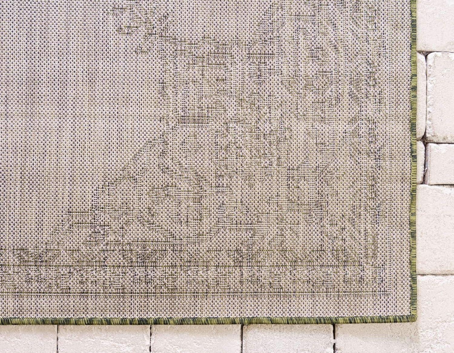 Unique Loom 7' 1 x 10' 0 Rectangle Indoor/Outdoor Traditional Green Area Rug