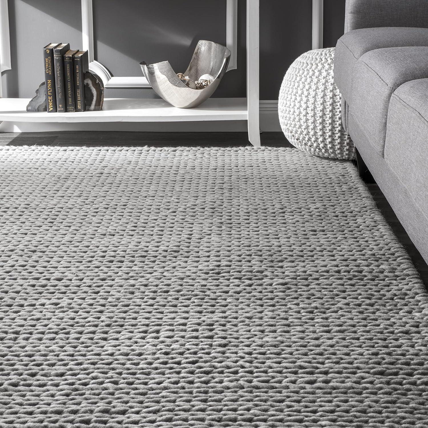 Handmade Braided Wool Square Accent Rug, 4', Light Gray