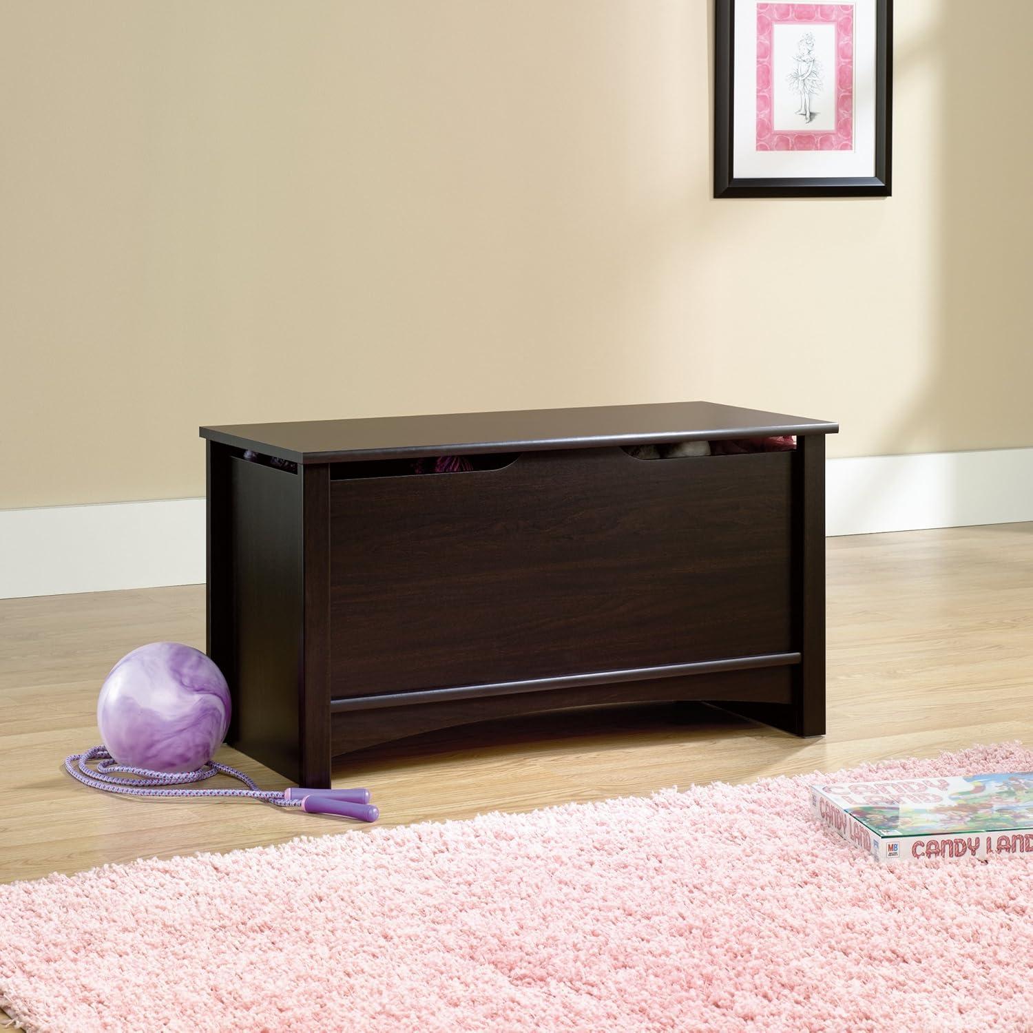 Crafters and Weavers Shoal Creek Storage Chest